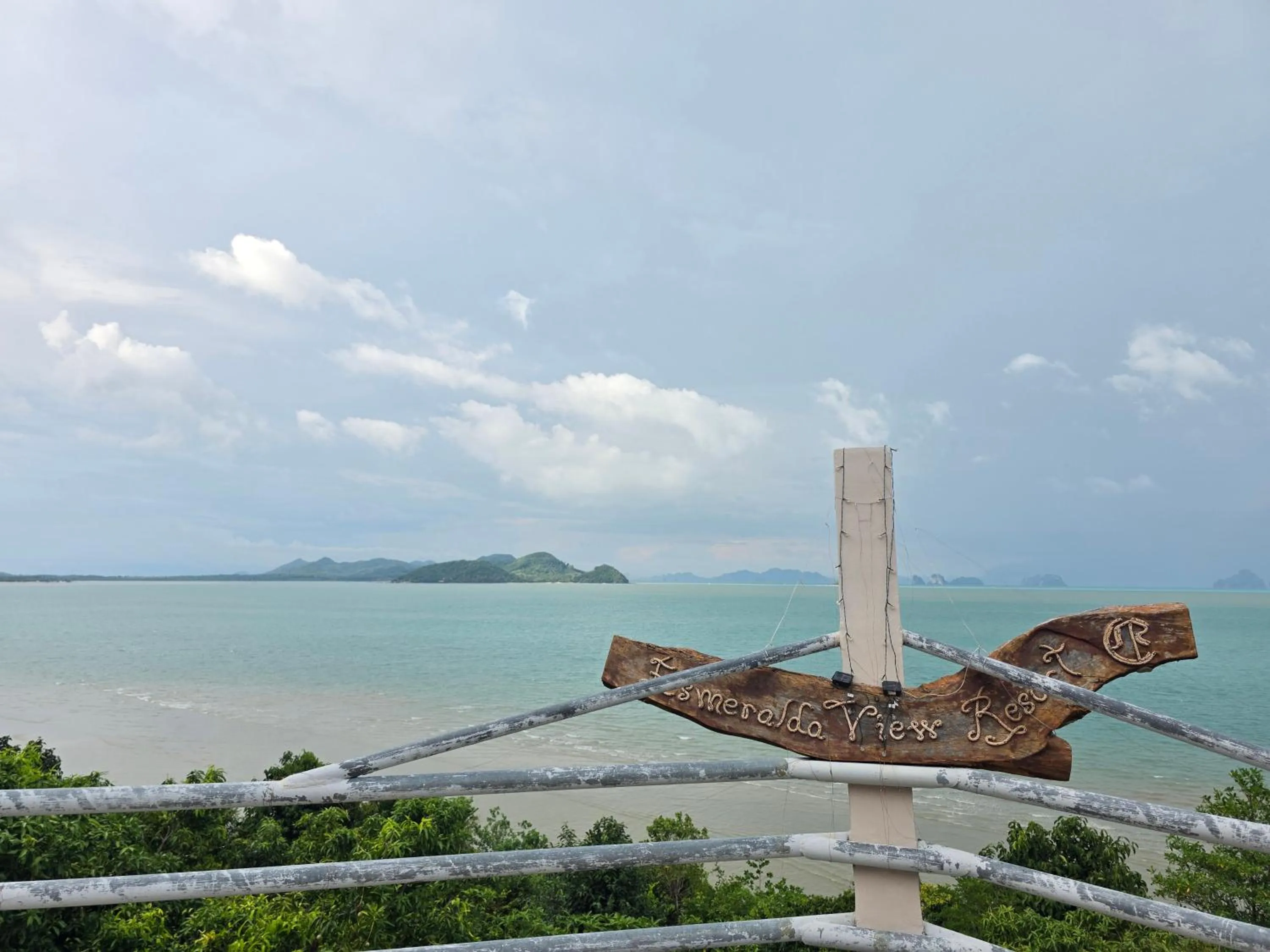 Esmeralda View Resort - SHA Extra Plus