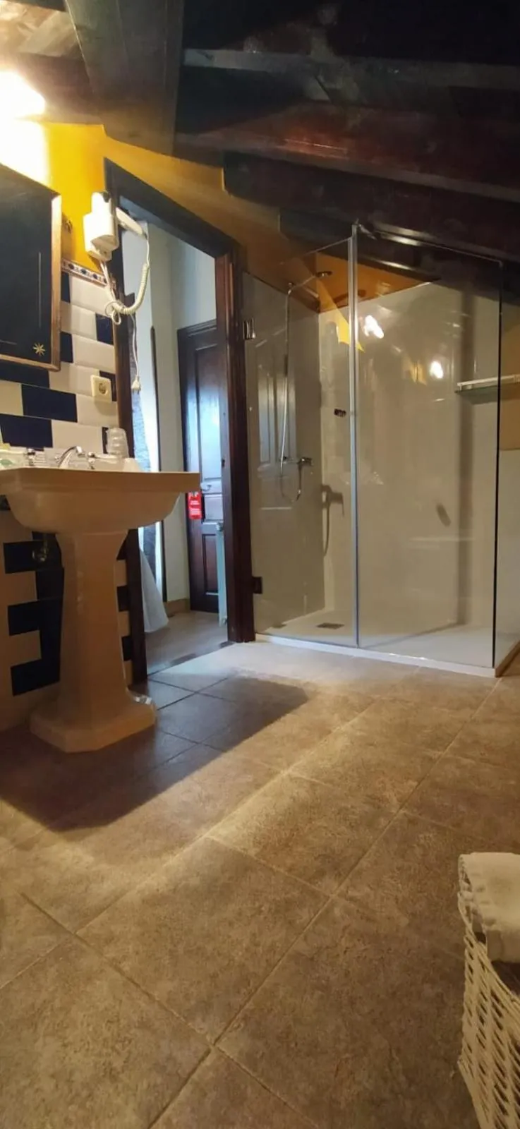 Bathroom in La Casona de Tresgrandas