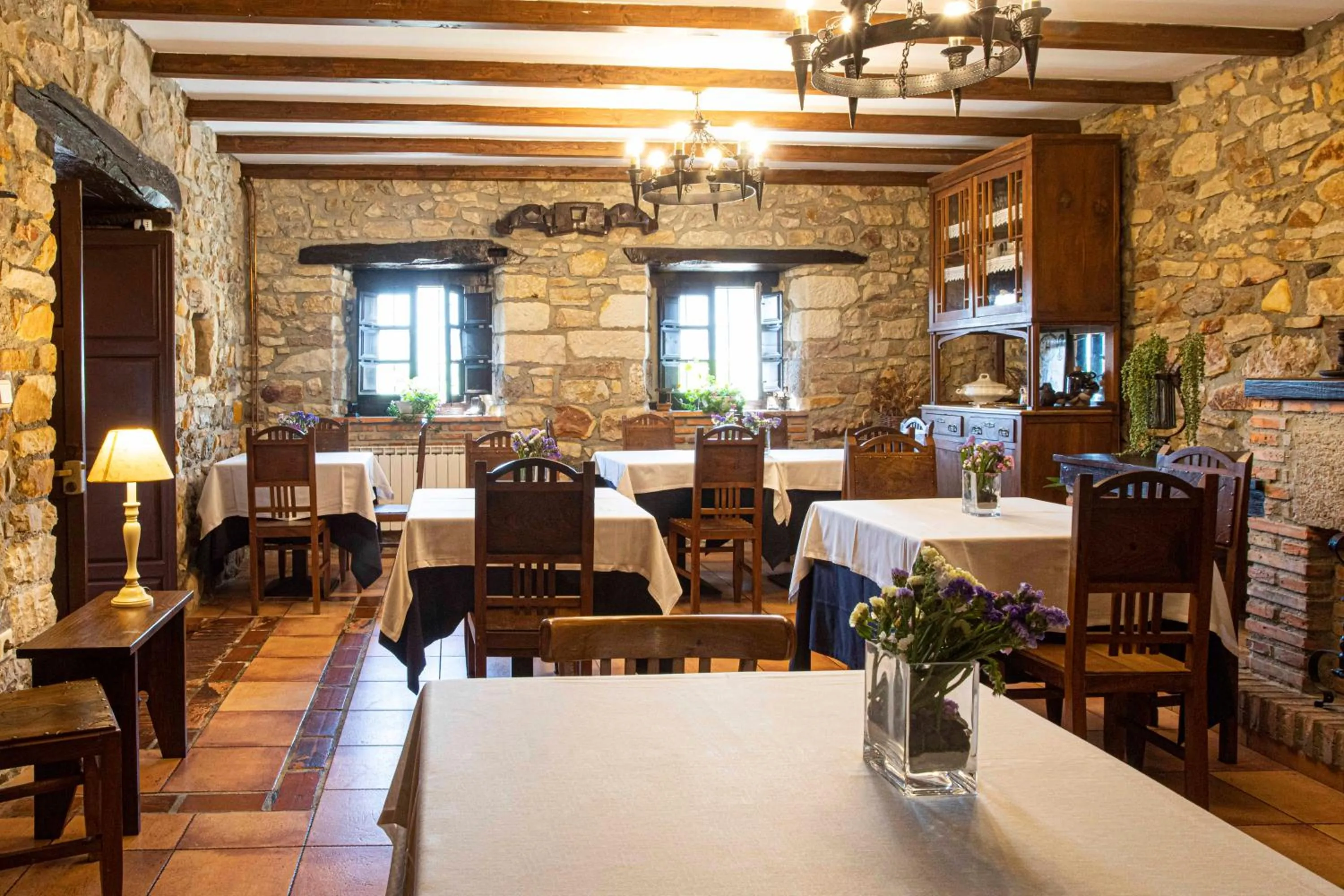 Dining area in La Casona de Tresgrandas
