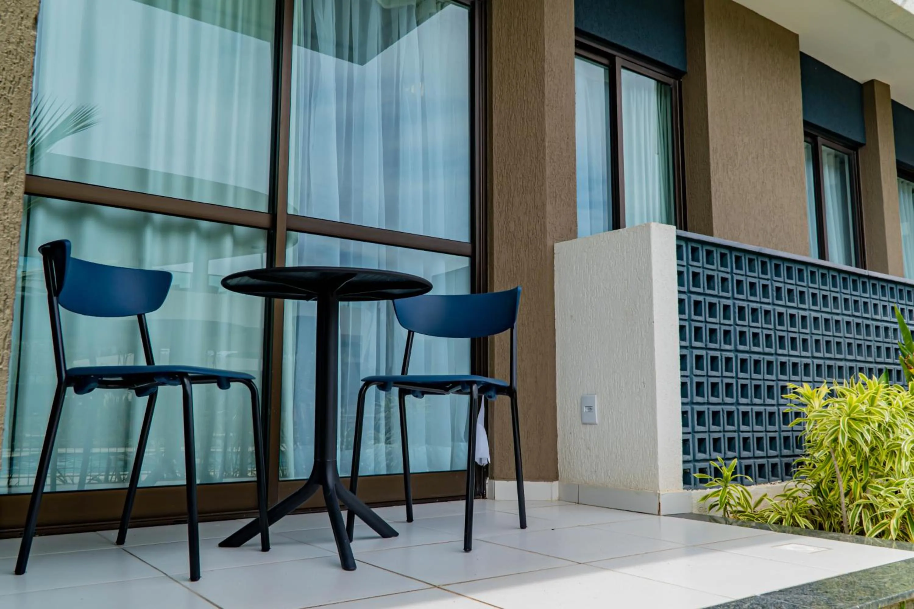 Balcony/Terrace in Makia By MAI