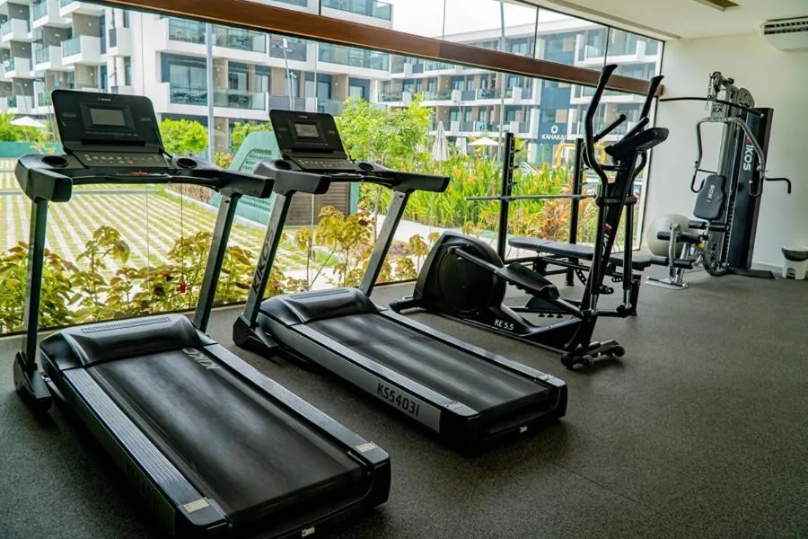 Fitness centre/facilities in Makia By MAI