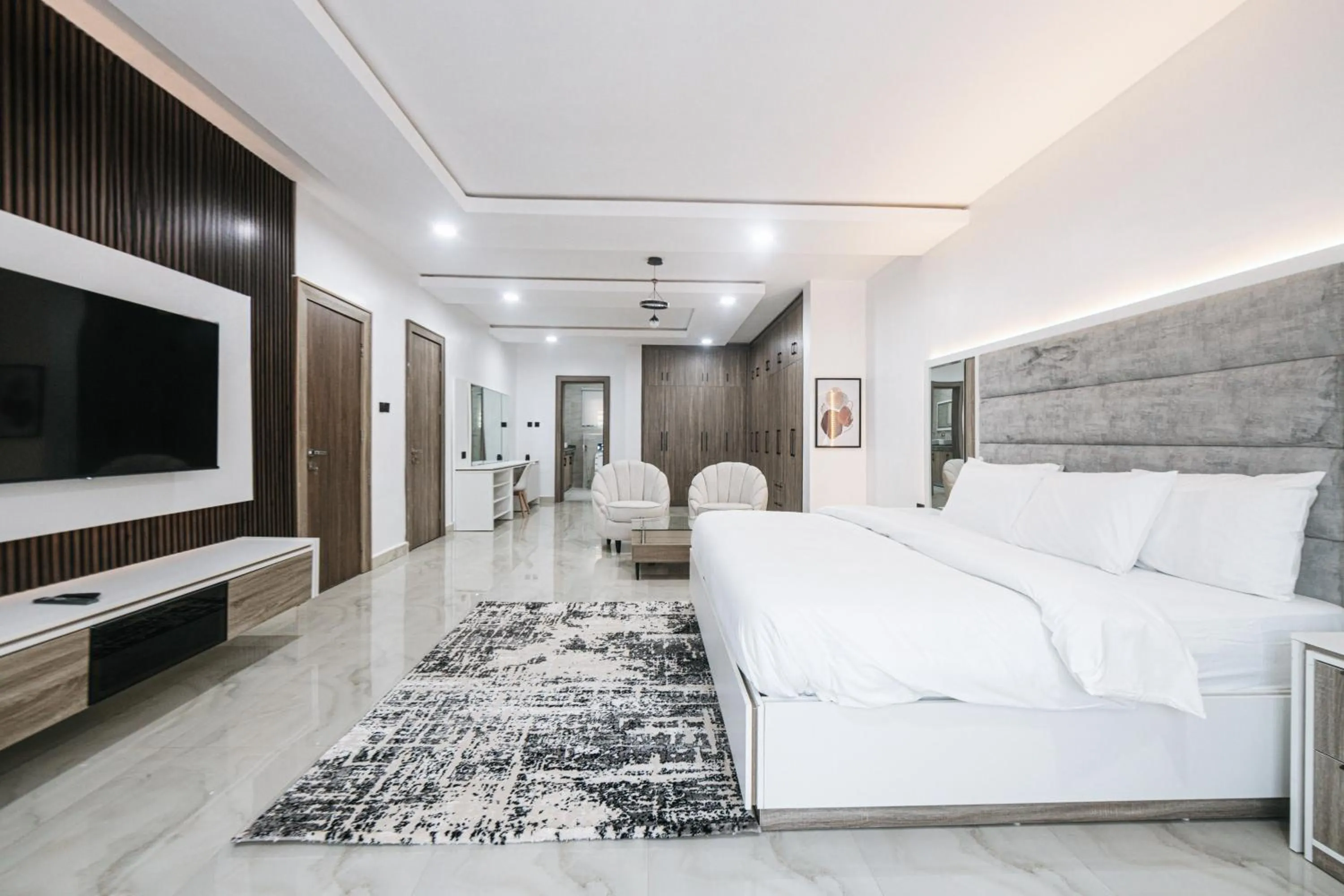 Photo of the whole room, Bed in 5Blu Residence