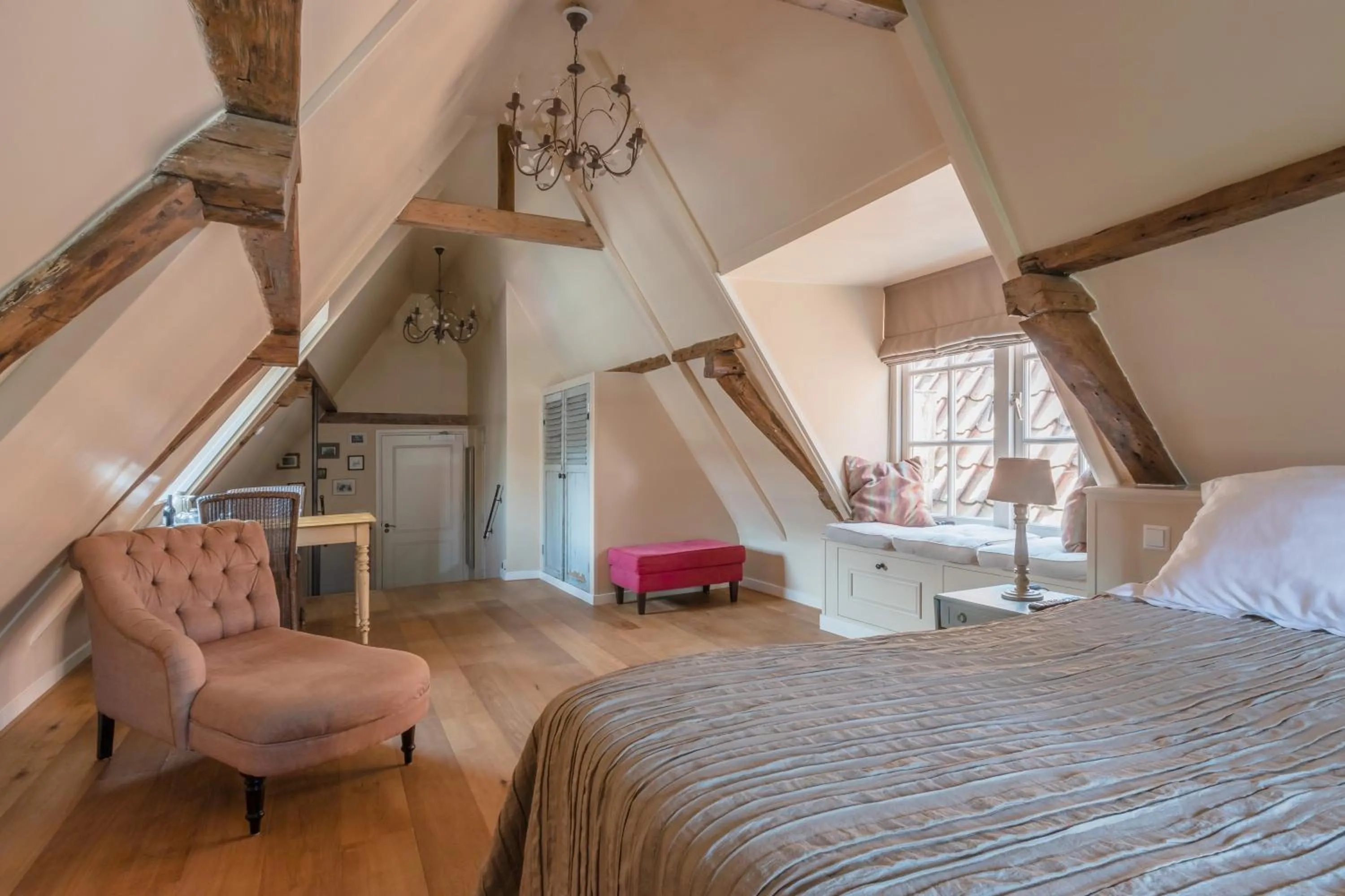 Photo of the whole room, Bed in Abbey Abcoude