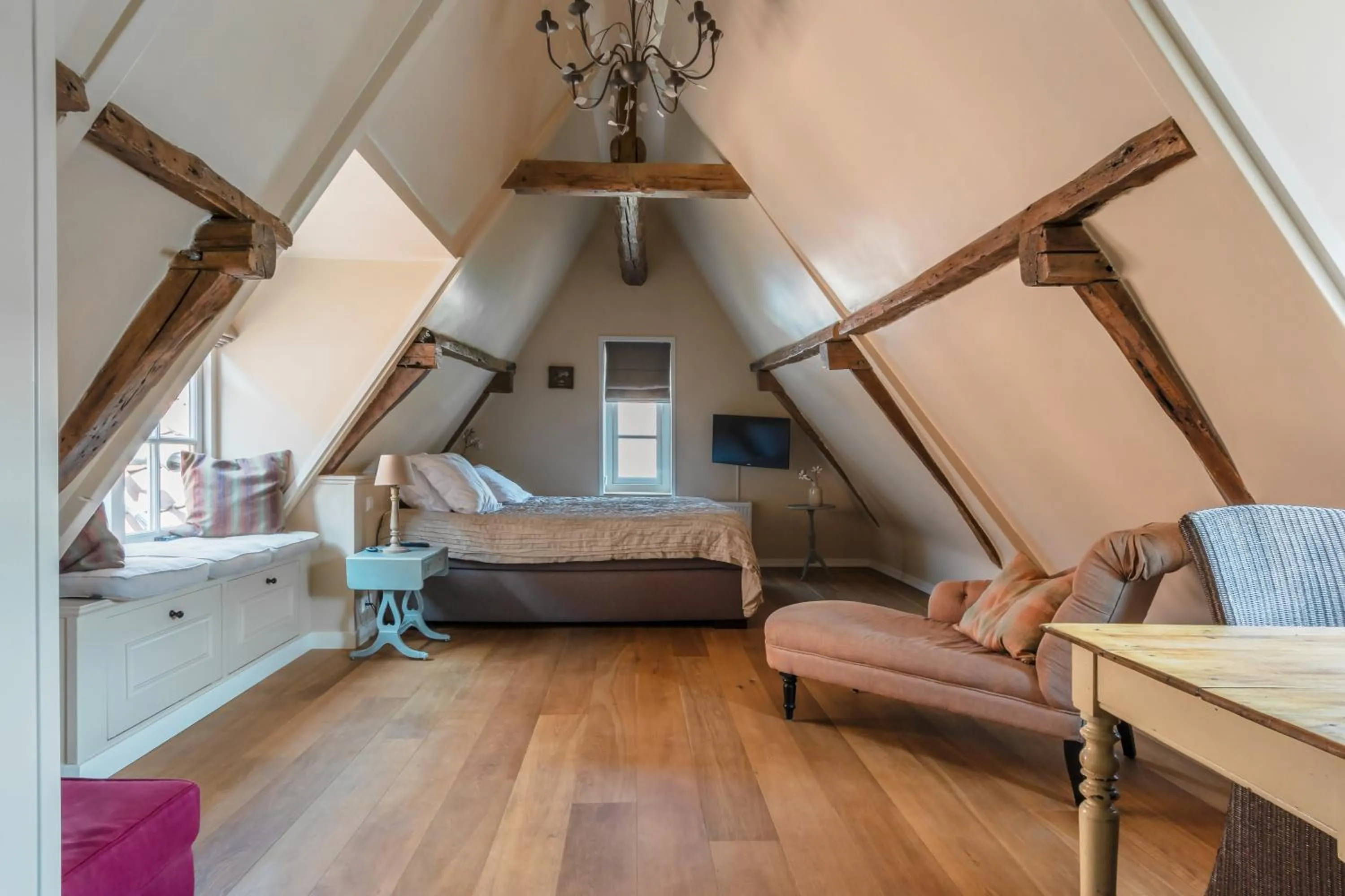 Photo of the whole room in Abbey Abcoude