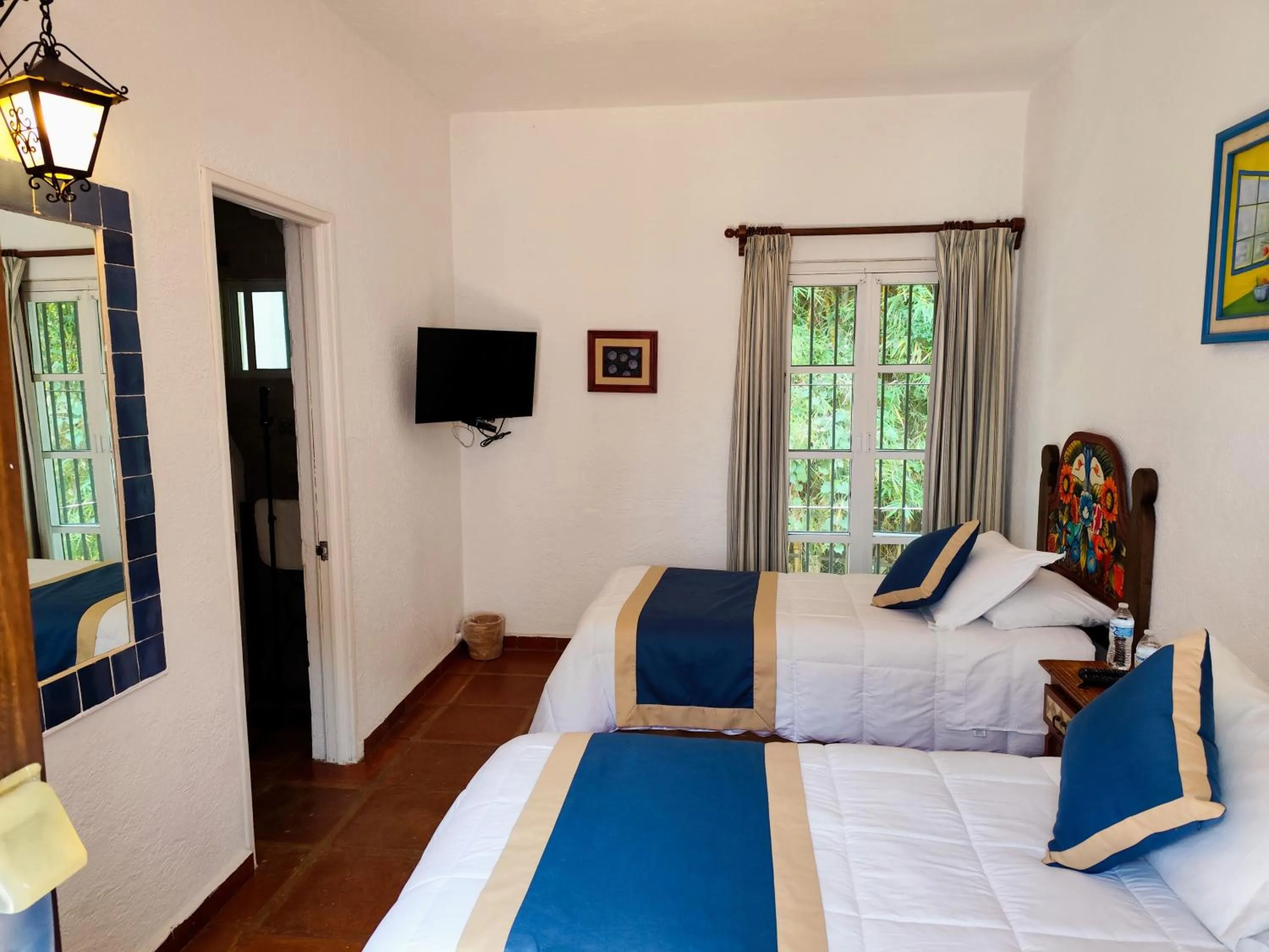 Bed in Casa de las Conchas Cuernavaca