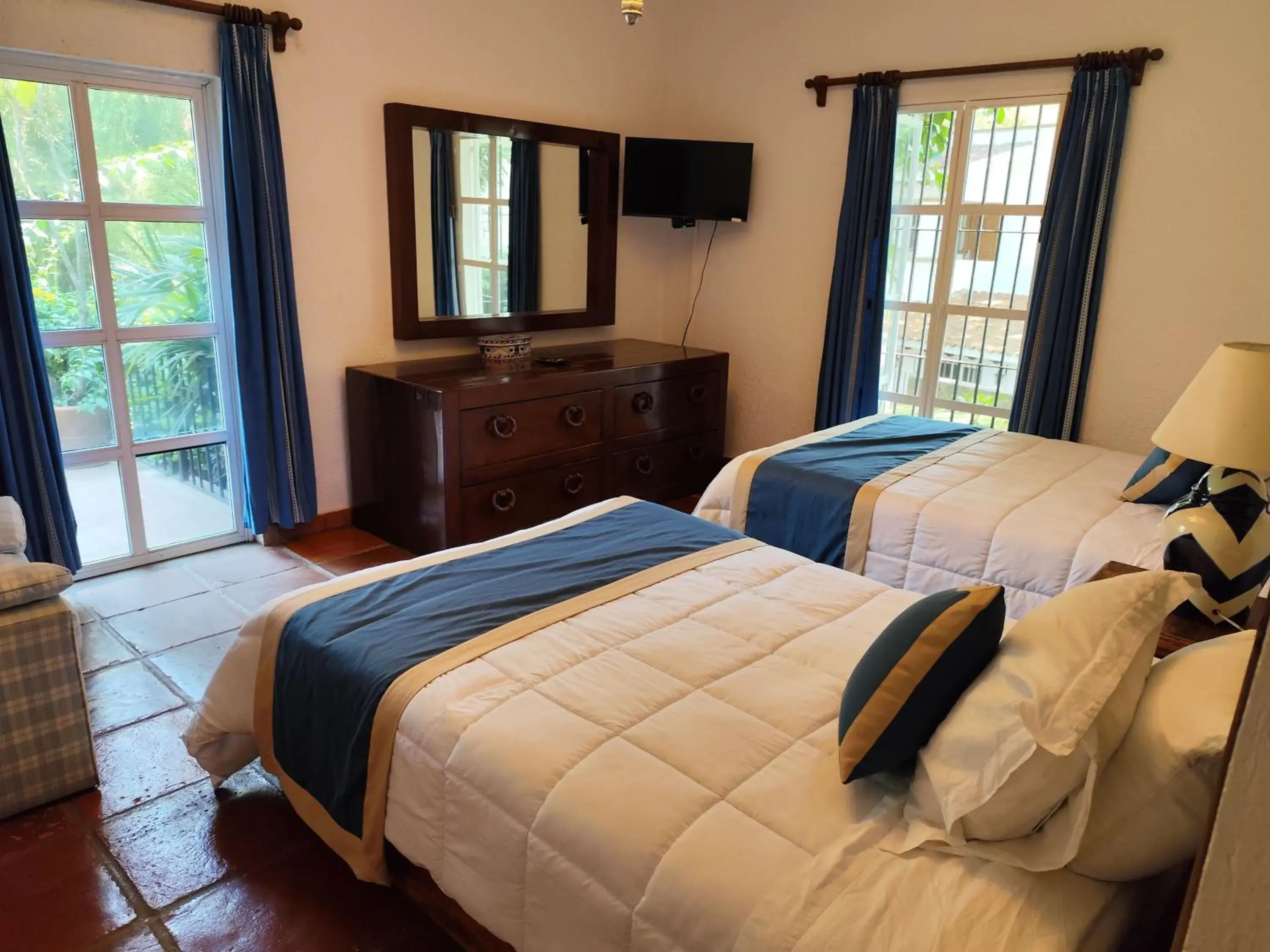 Bed in Casa de las Conchas Cuernavaca Bed in Casa de las Conchas Cuernavaca