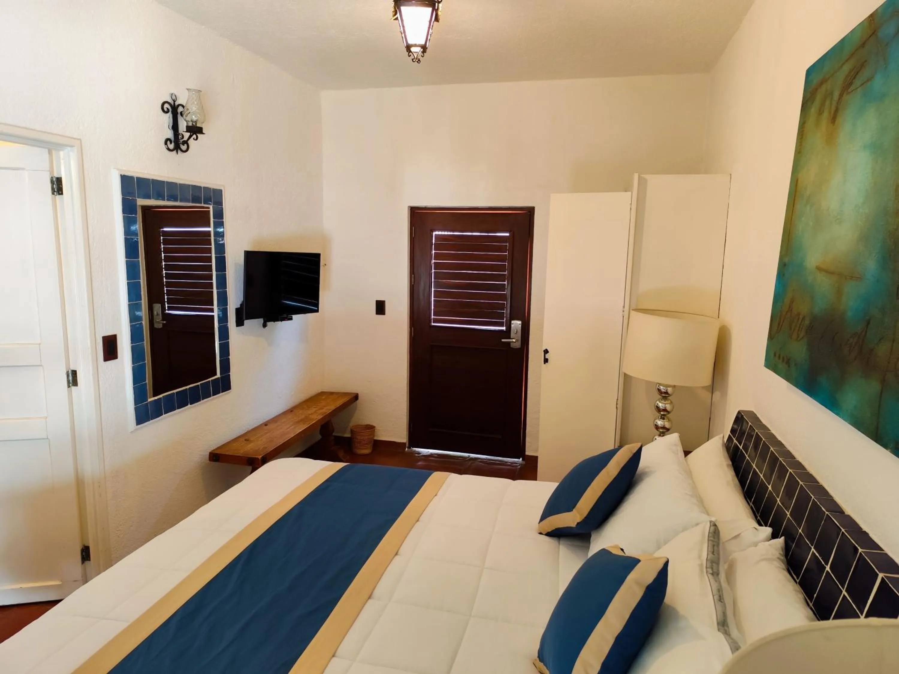 Bed in Casa de las Conchas Cuernavaca