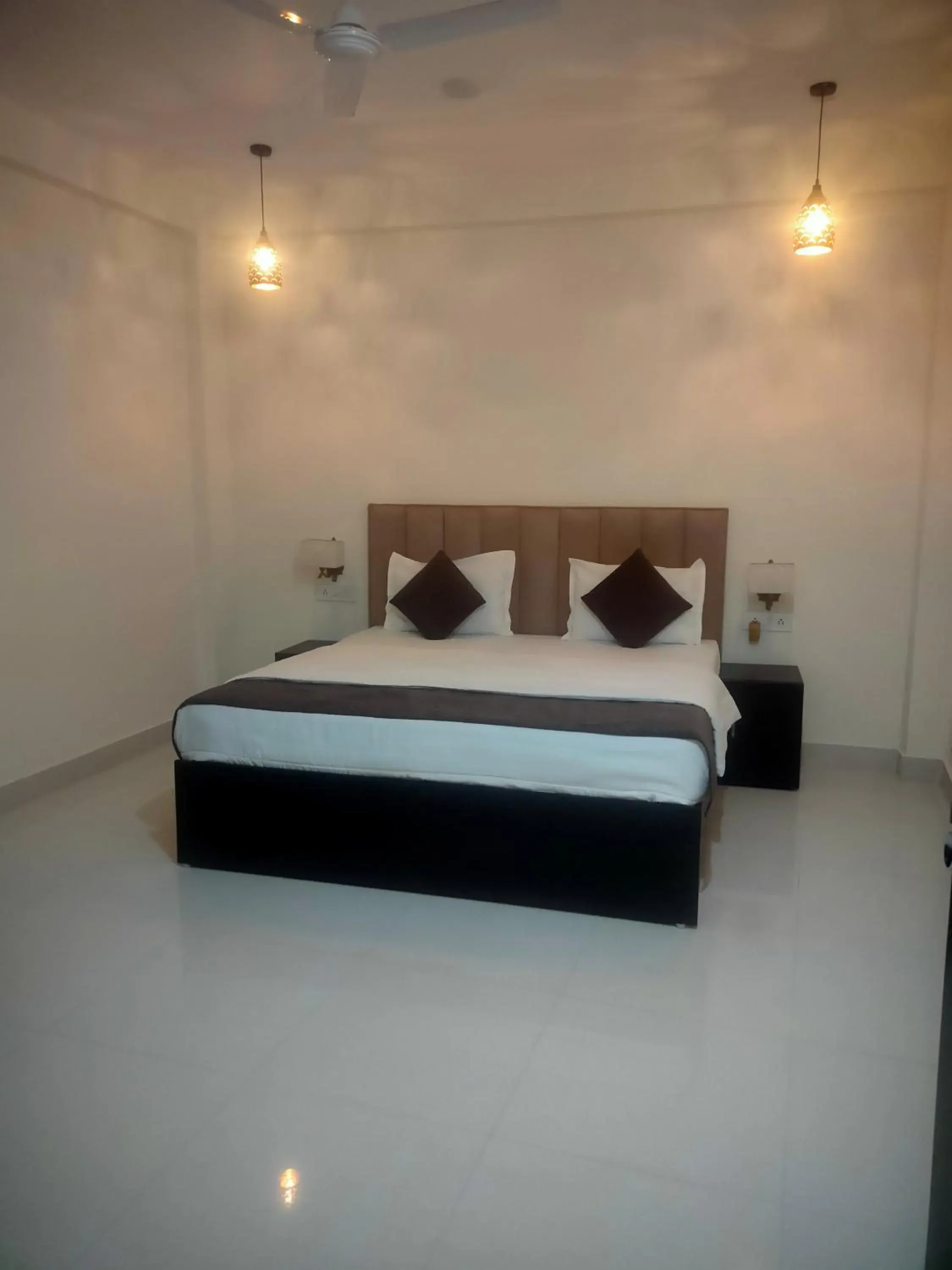 Deluxe Single Room with Balcony - single occupancy in Rudraksh Paradise Deluxe Single Room with Balcony - single occupancy in Rudraksh Paradise