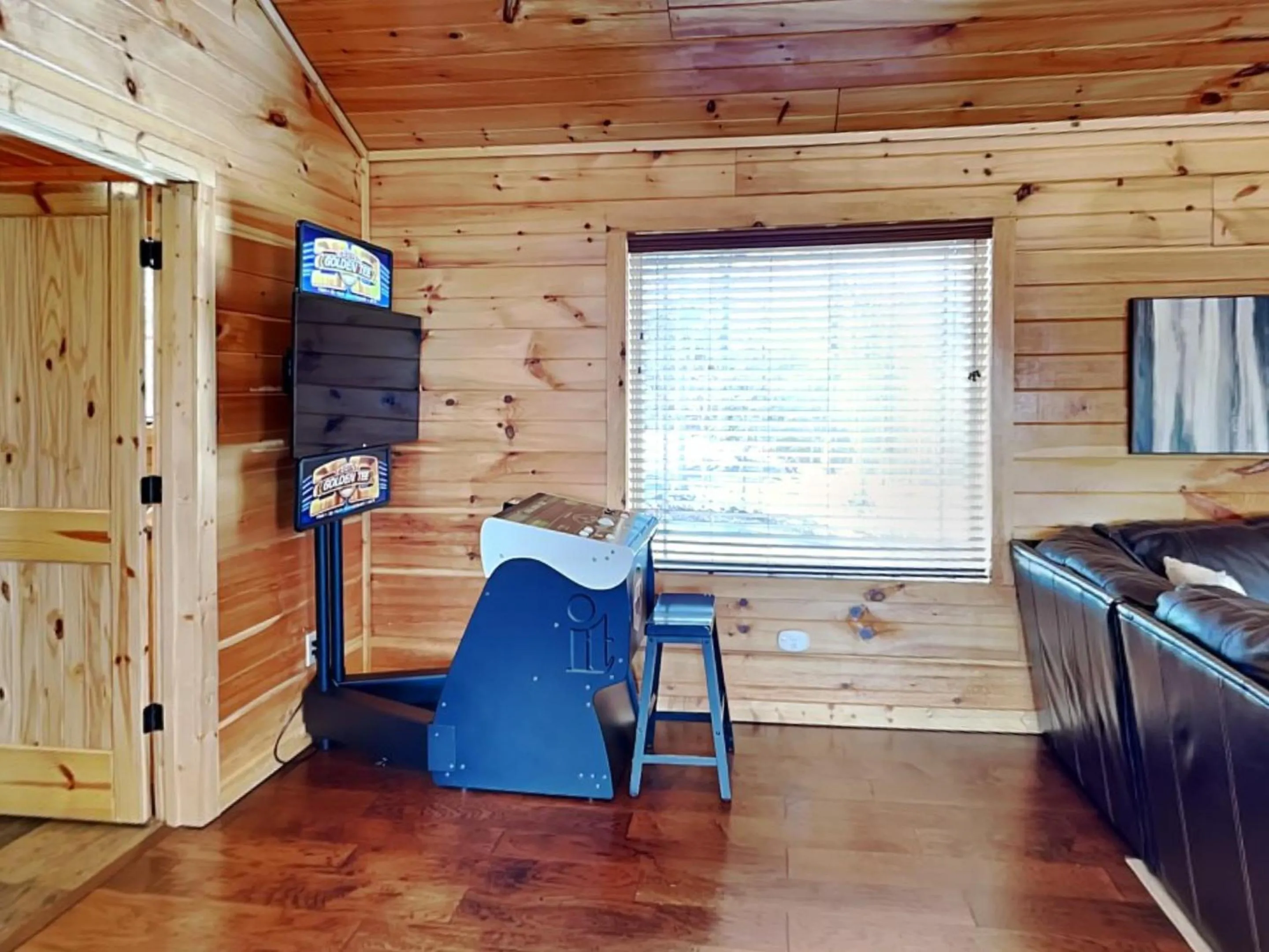 Rainbow Falls Retreat