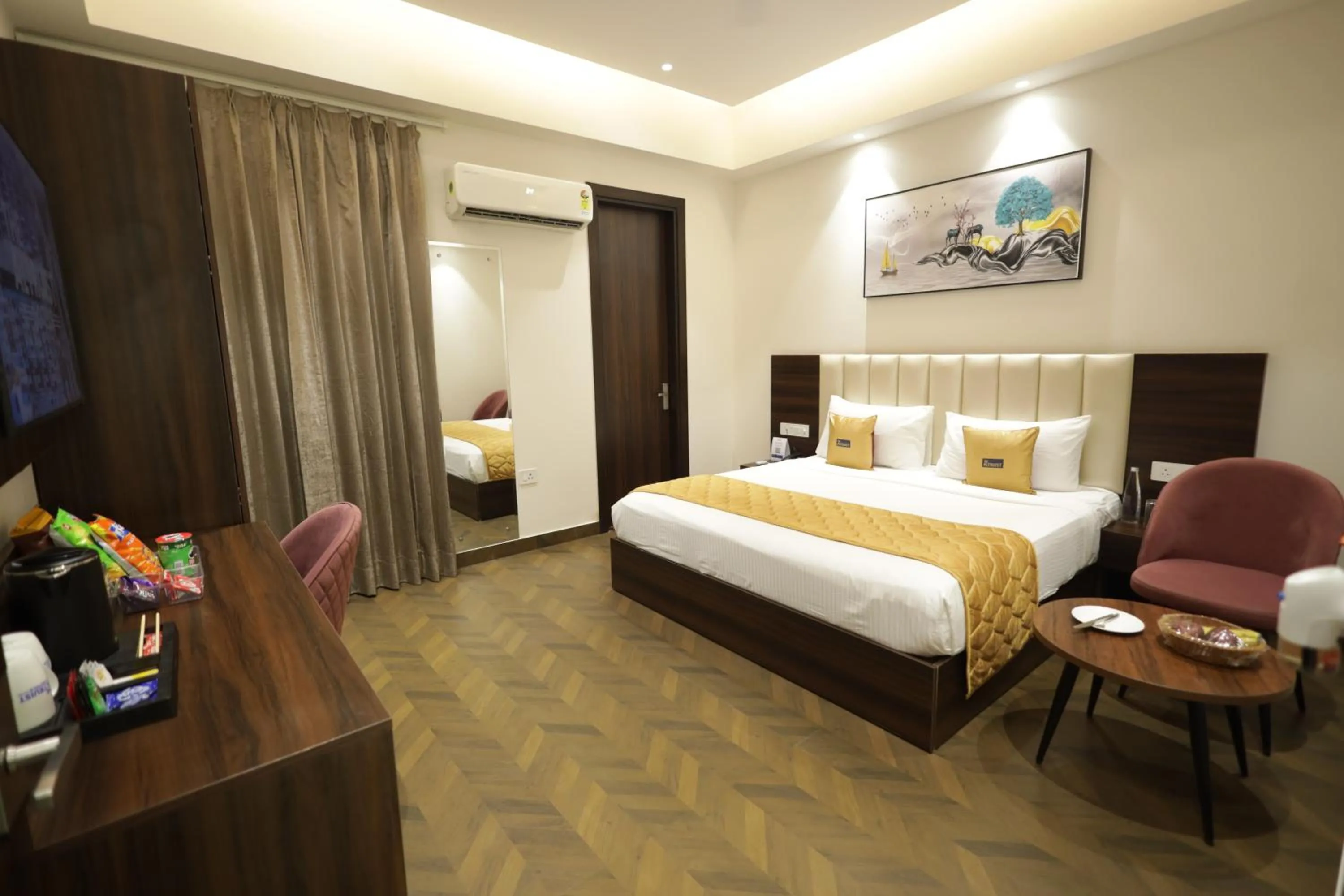 Bedroom, Bed in The Altruist Gurugram Hotel