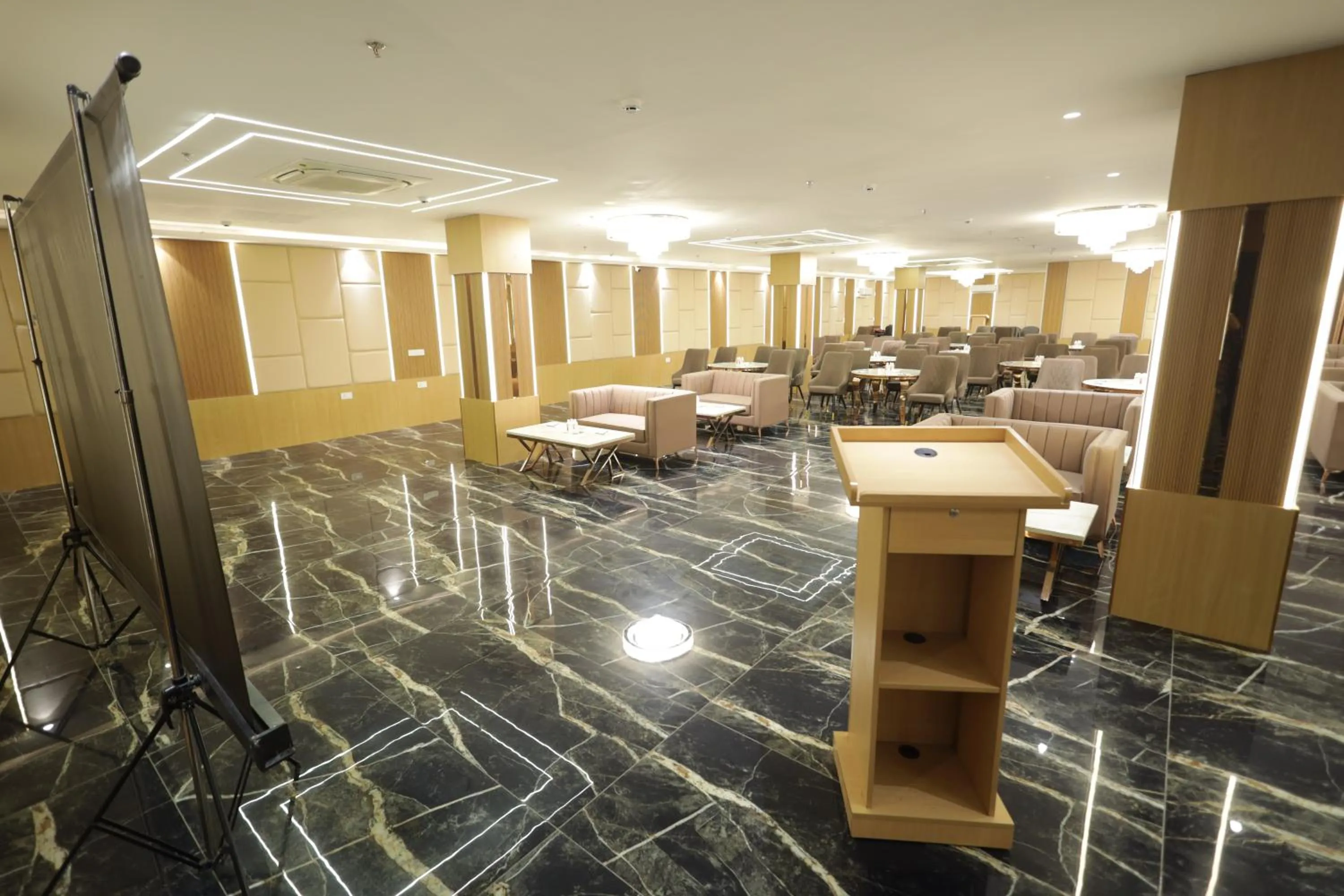 Meeting/conference room in The Altruist Hotel Sec-57
