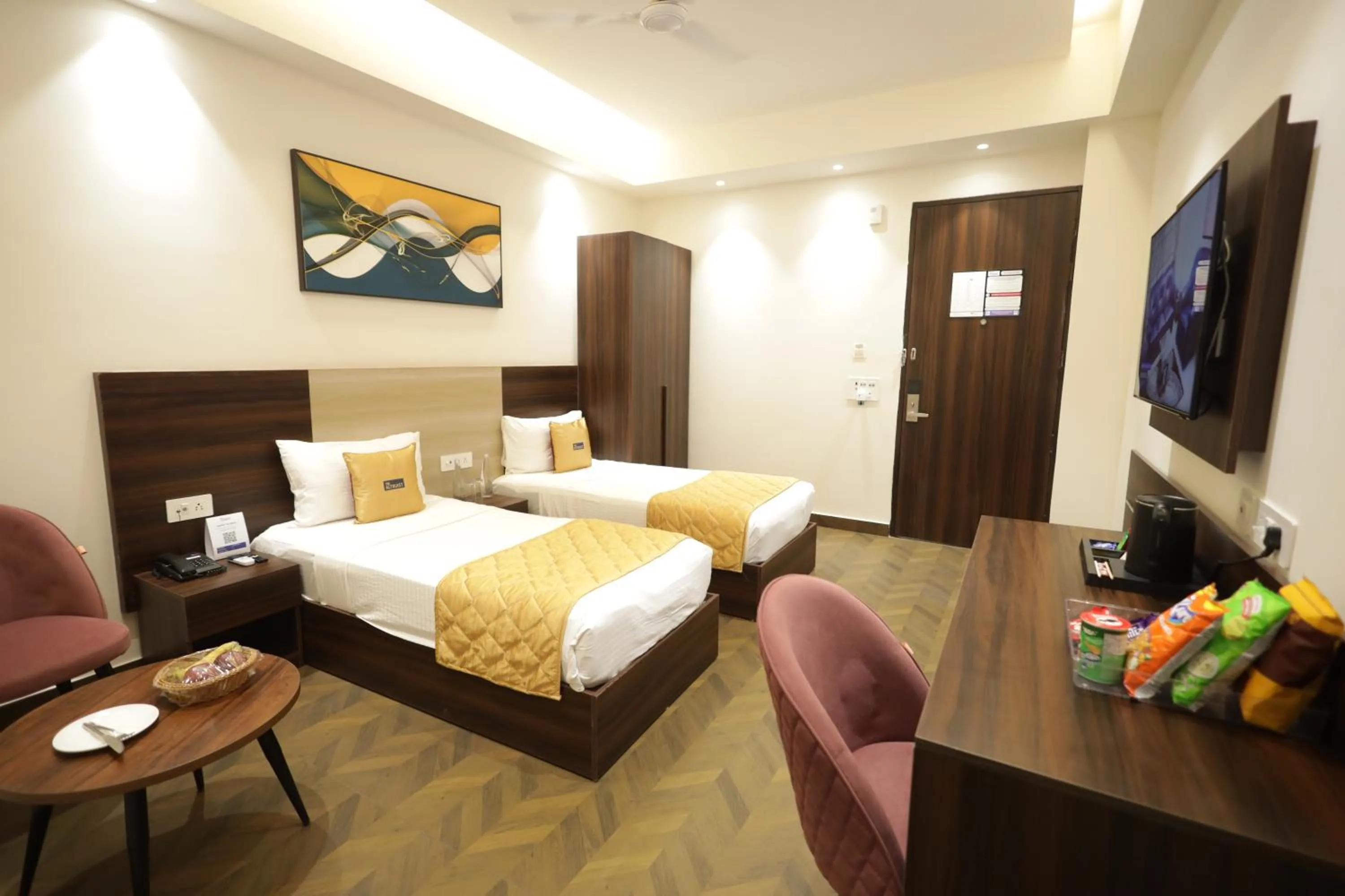 Bedroom, Bed in The Altruist Gurugram Hotel