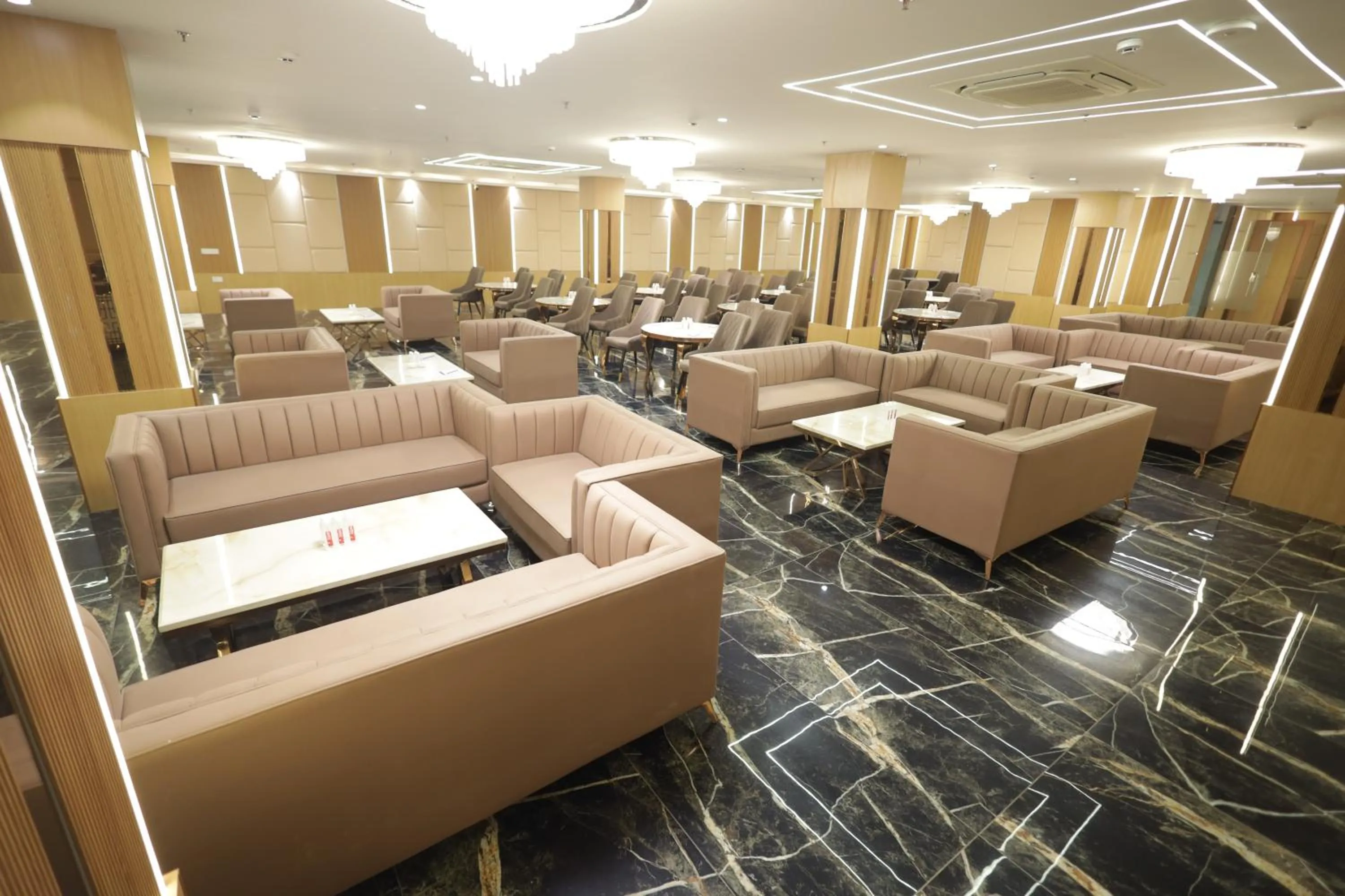 Meeting/conference room in The Altruist Hotel Sec-57