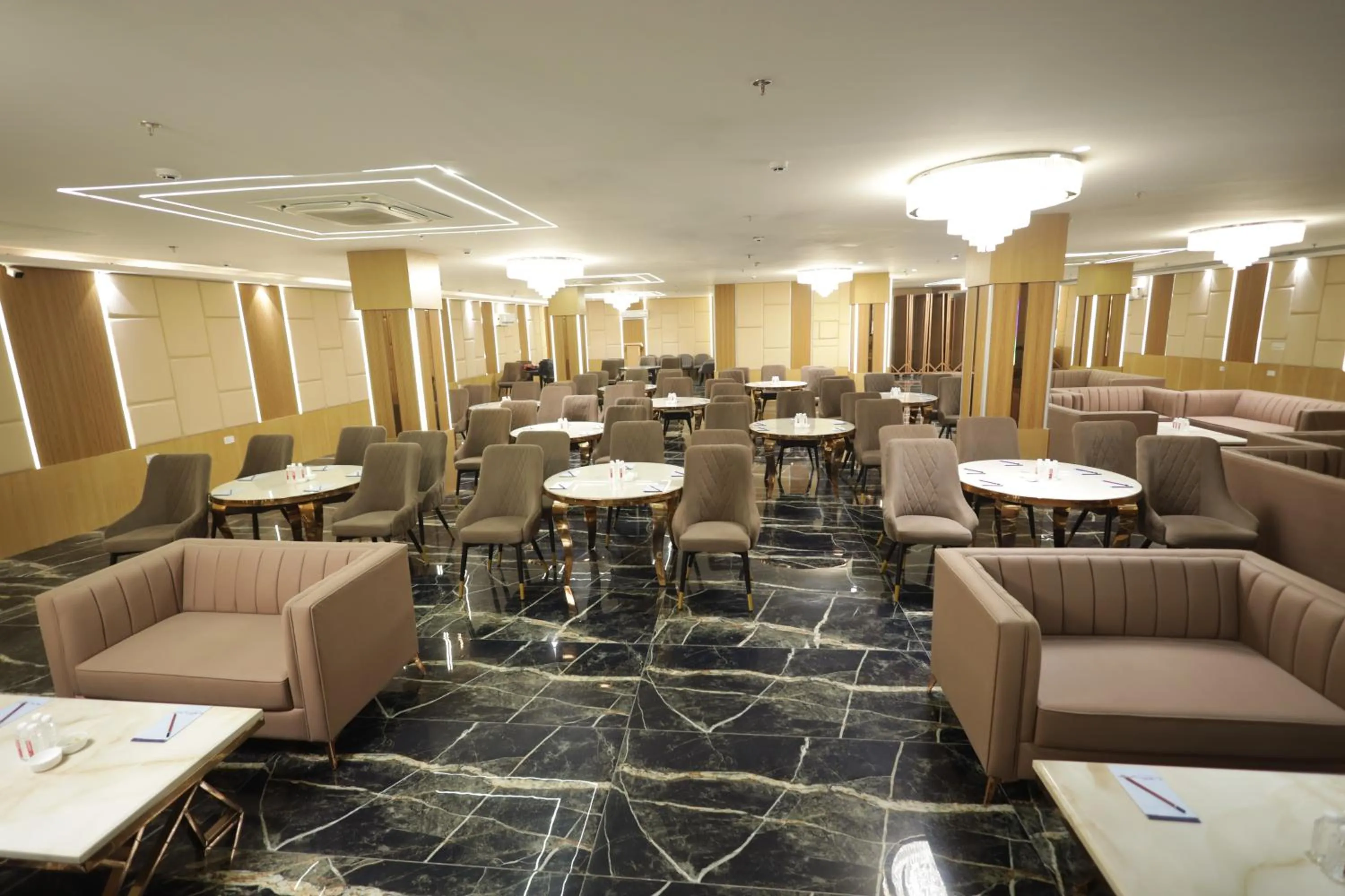 Meeting/conference room in The Altruist Hotel Sec-57