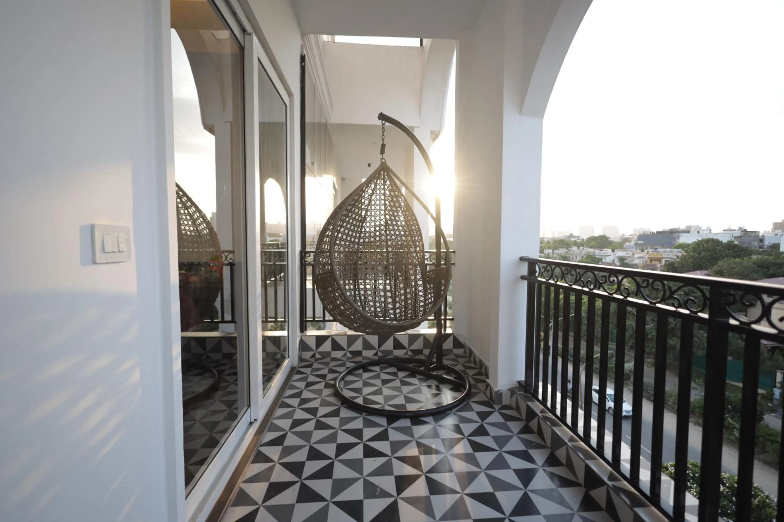 Balcony/Terrace in The Altruist Hotel Sec-57