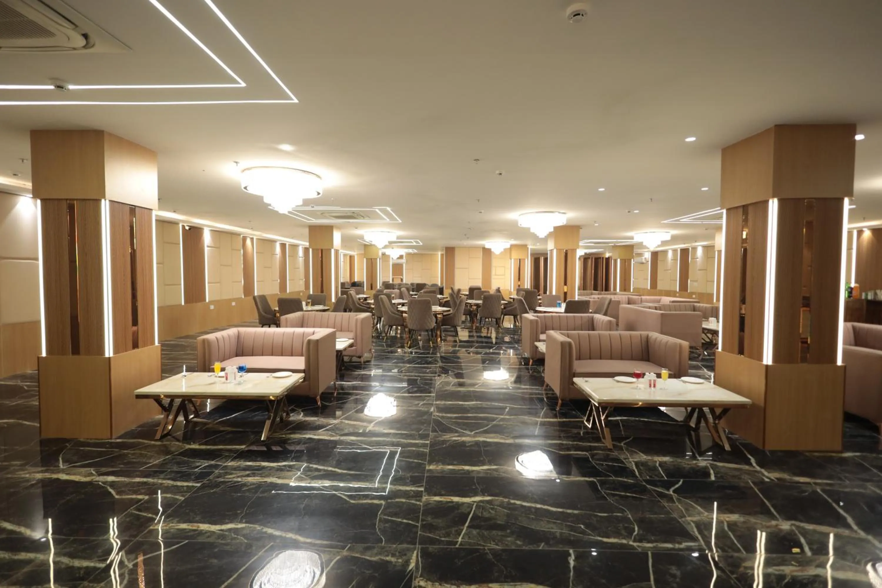 Meeting/conference room in The Altruist Hotel Sec-57