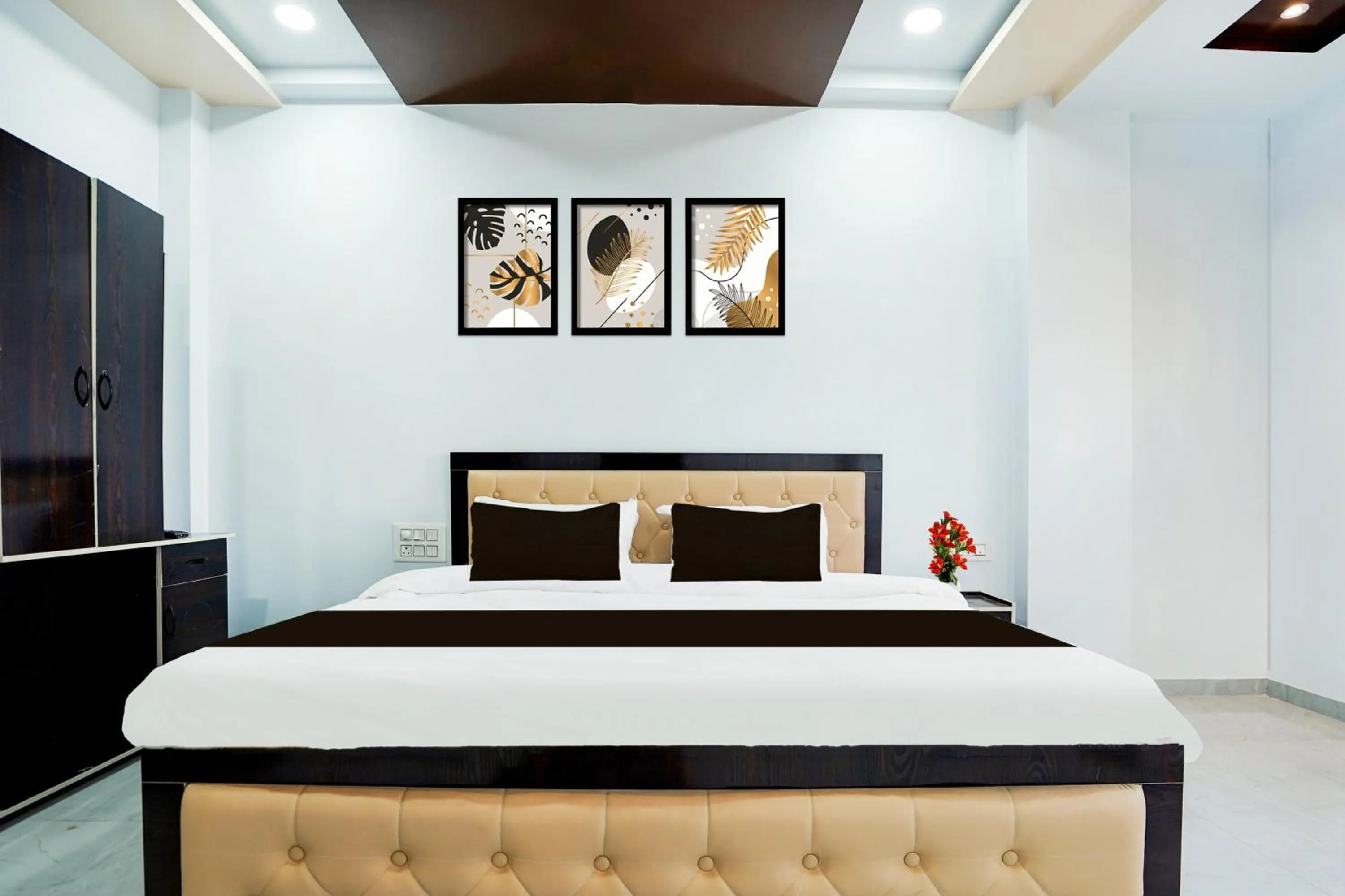 Bedroom, Bed in Super Hotel O Dabha Hilltop