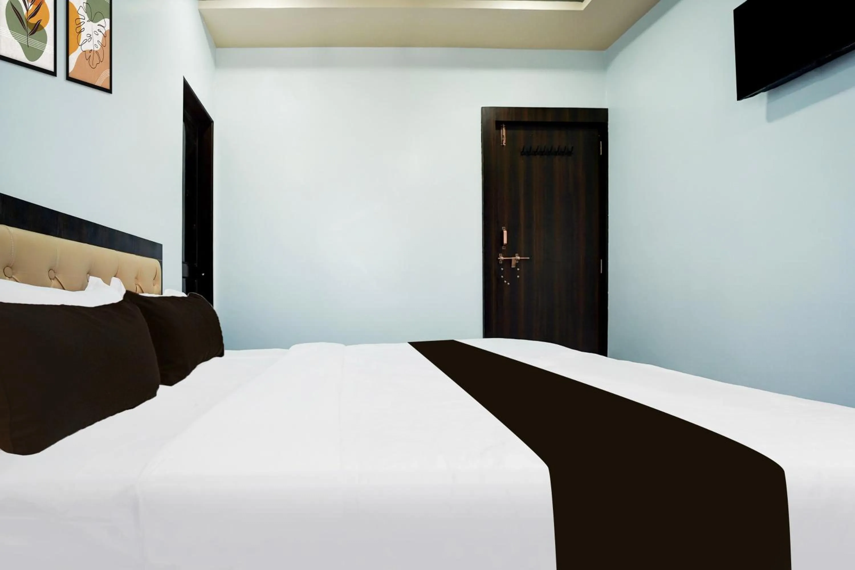Bedroom, Bed in Super Hotel O Dabha Hilltop