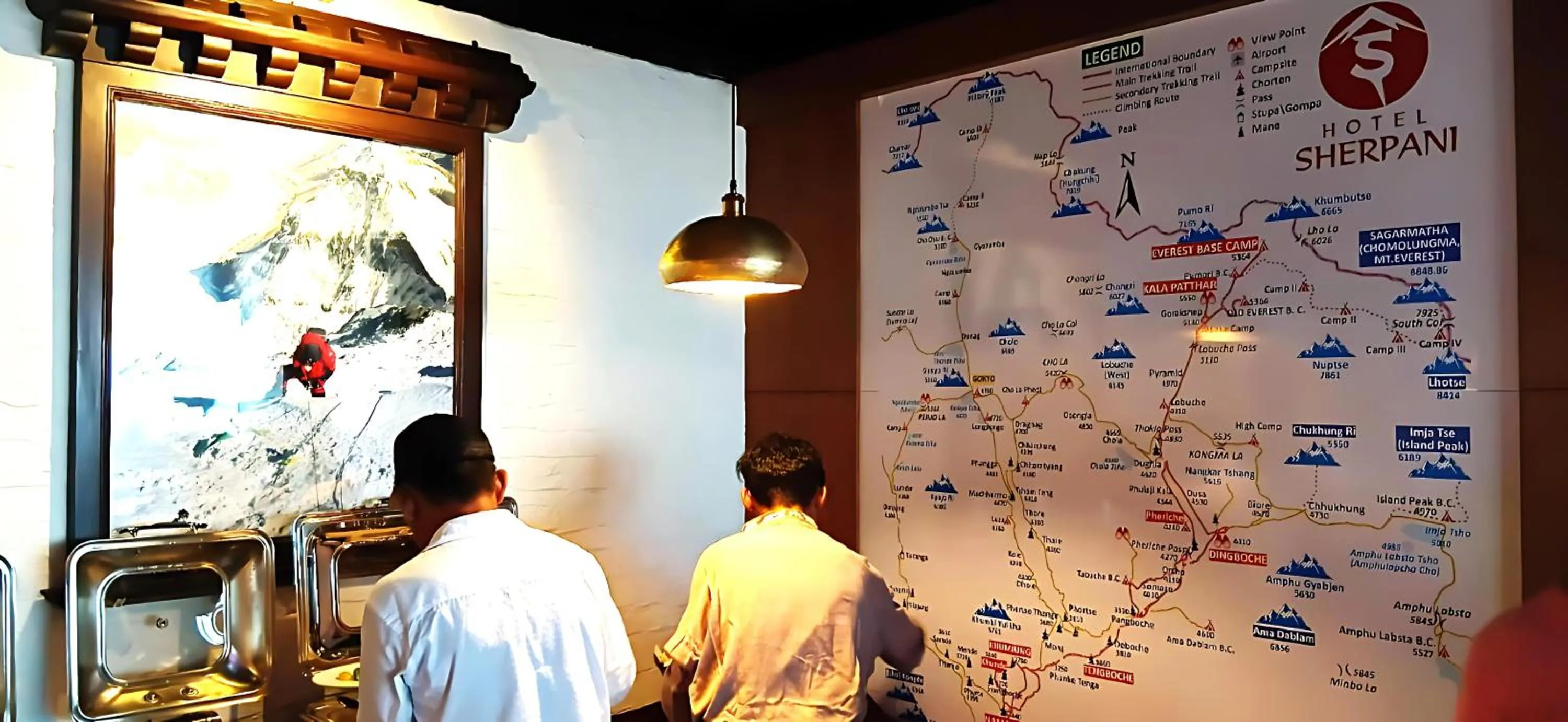 Restaurant/places to eat in Hotel Sherpani