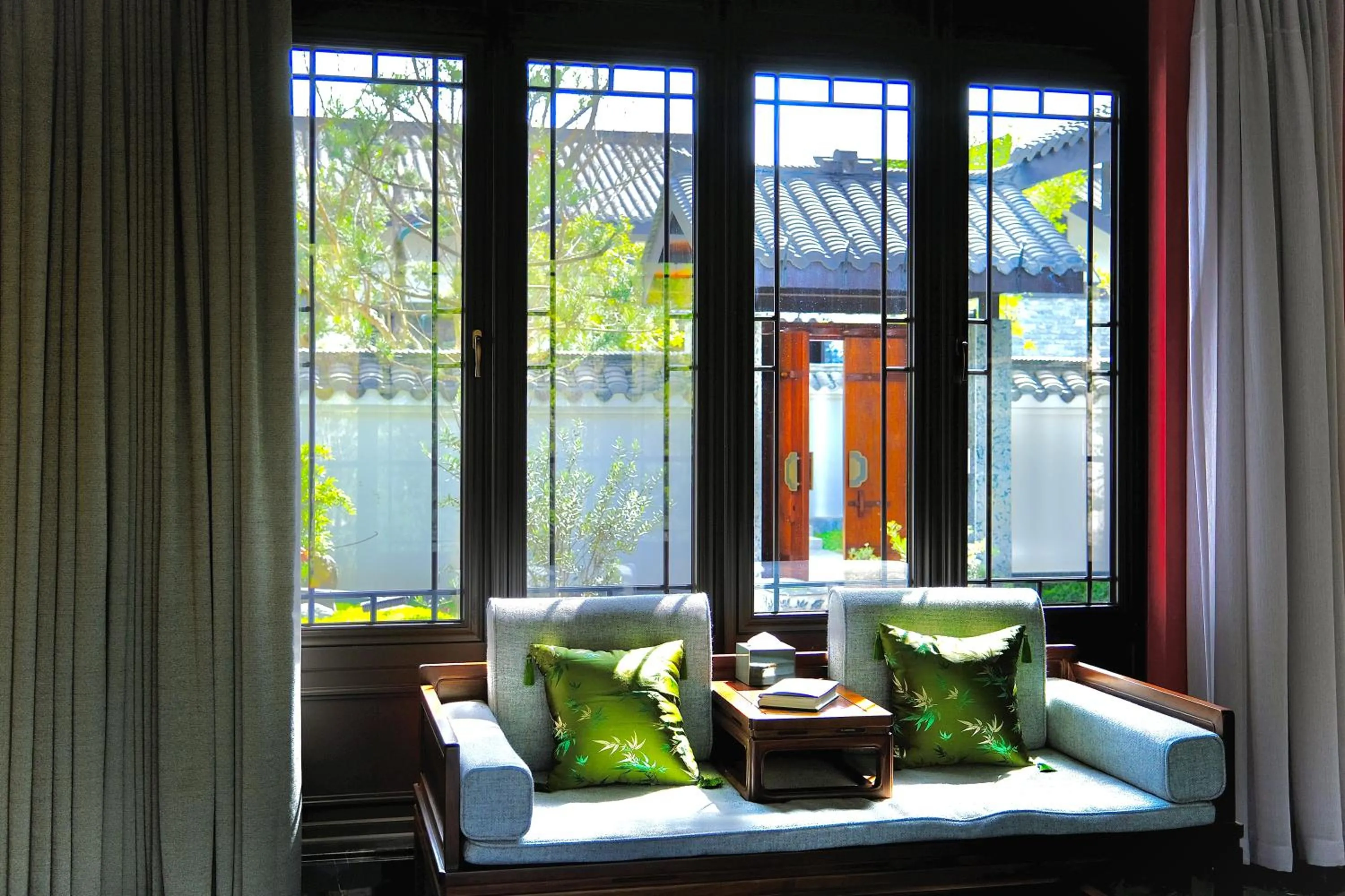 Living room in Moonrise Hotels Resorts