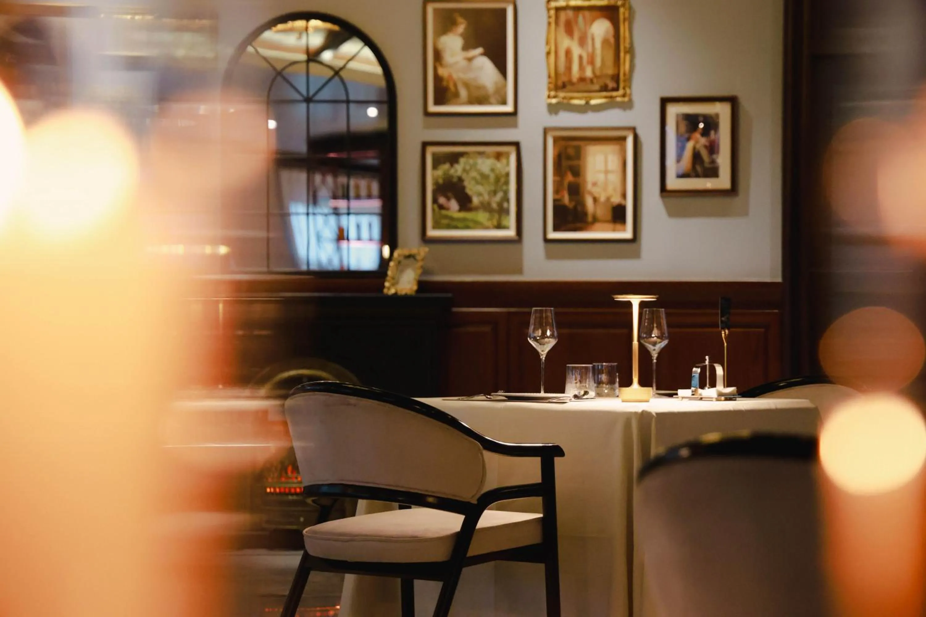Restaurant/places to eat in Moonrise Hotels Resorts