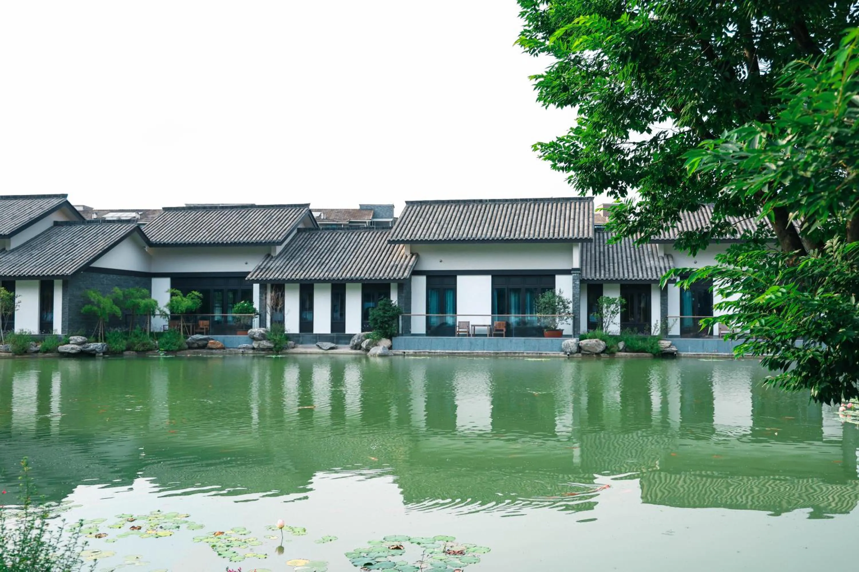 Property building in Moonrise Hotels Resorts