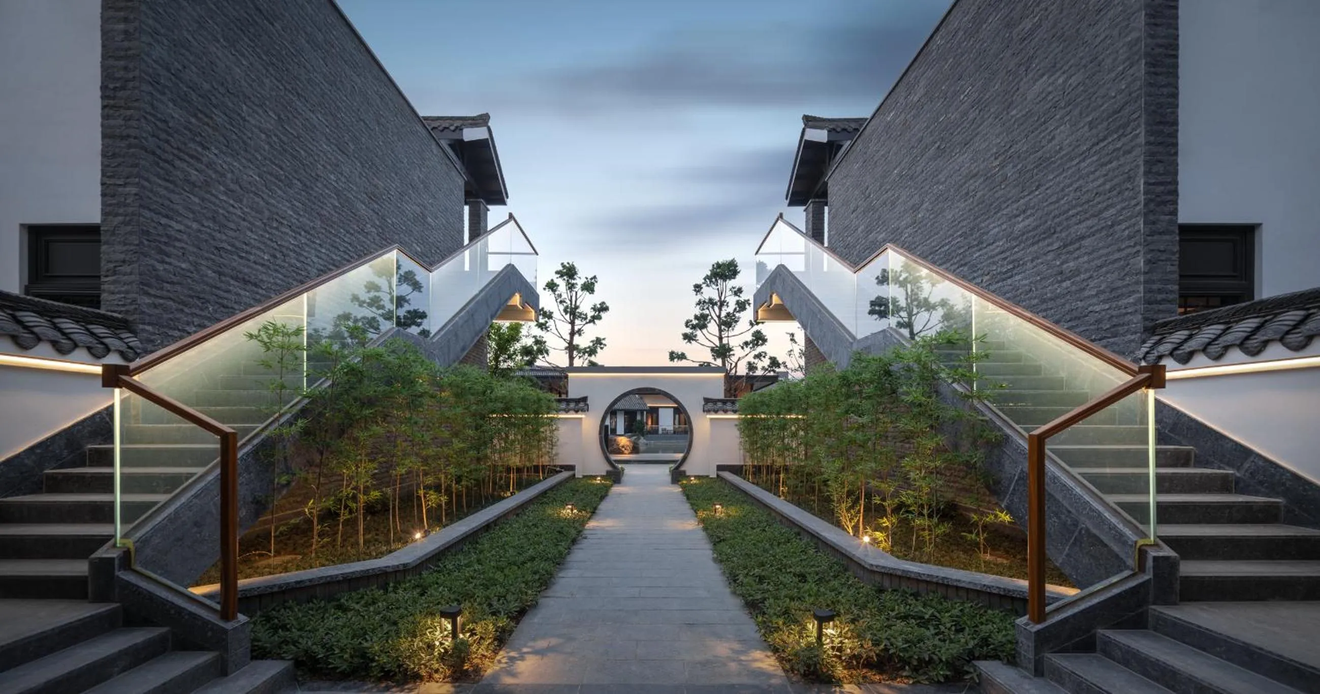 Property building in Moonrise Hotels Resorts