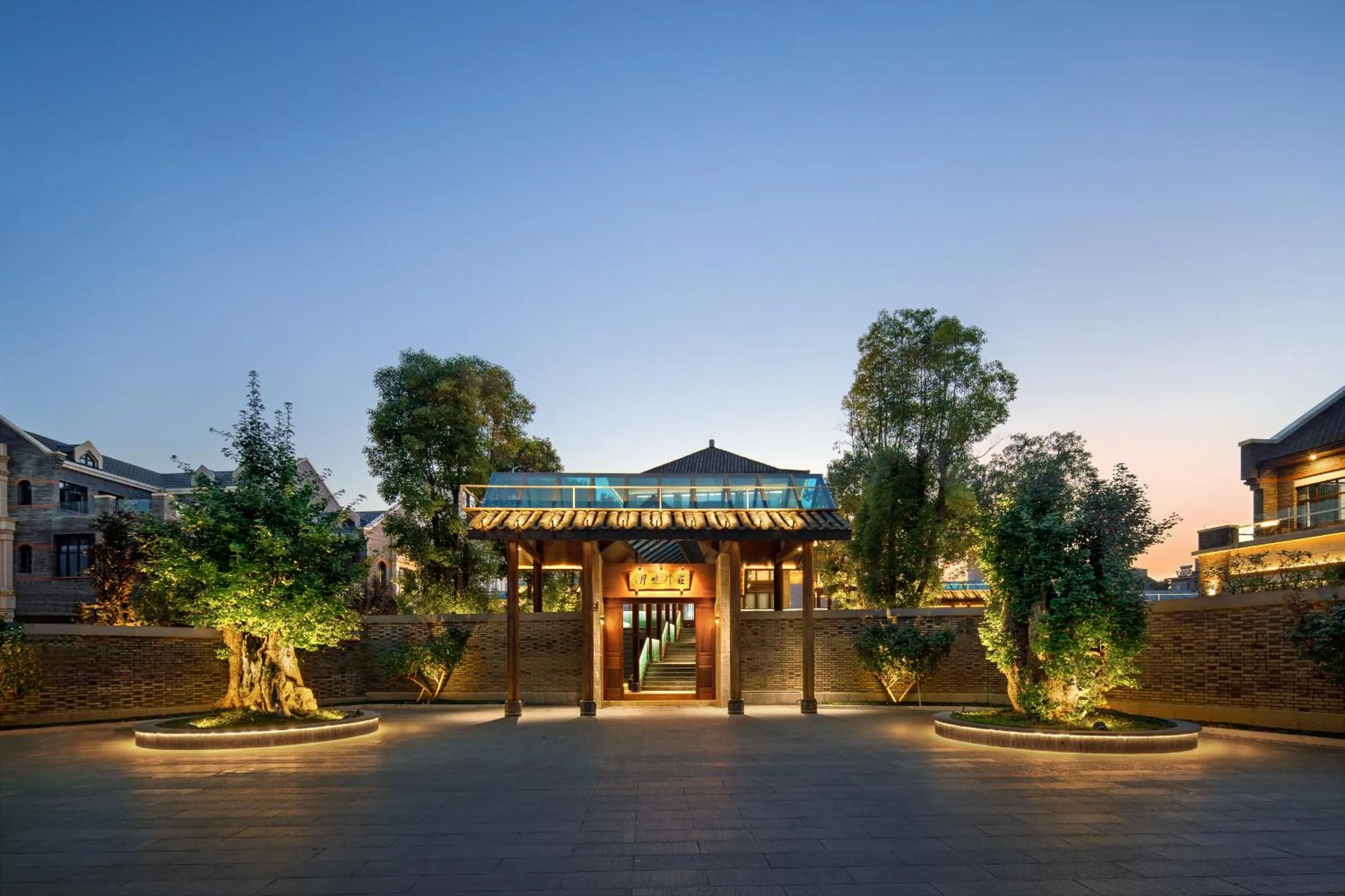 Moonrise Hotels Resorts