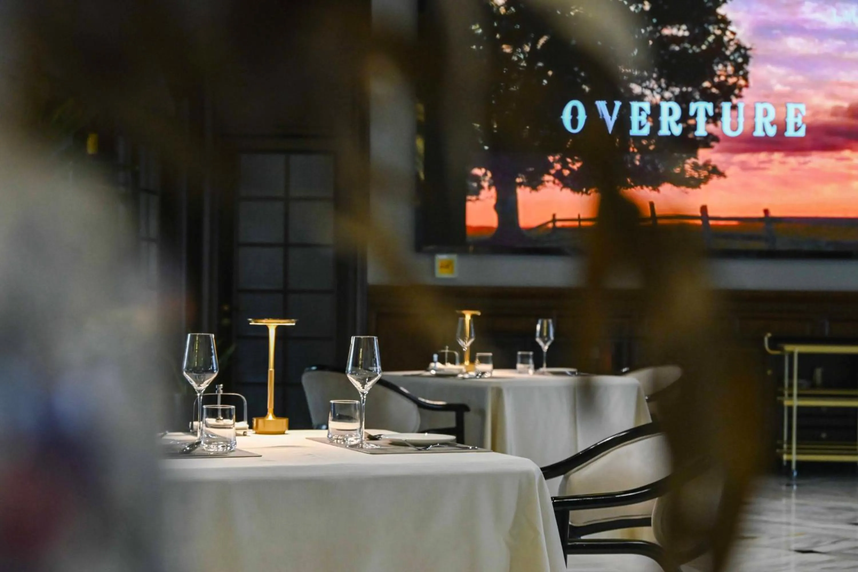 Restaurant/places to eat in Moonrise Hotels Resorts
