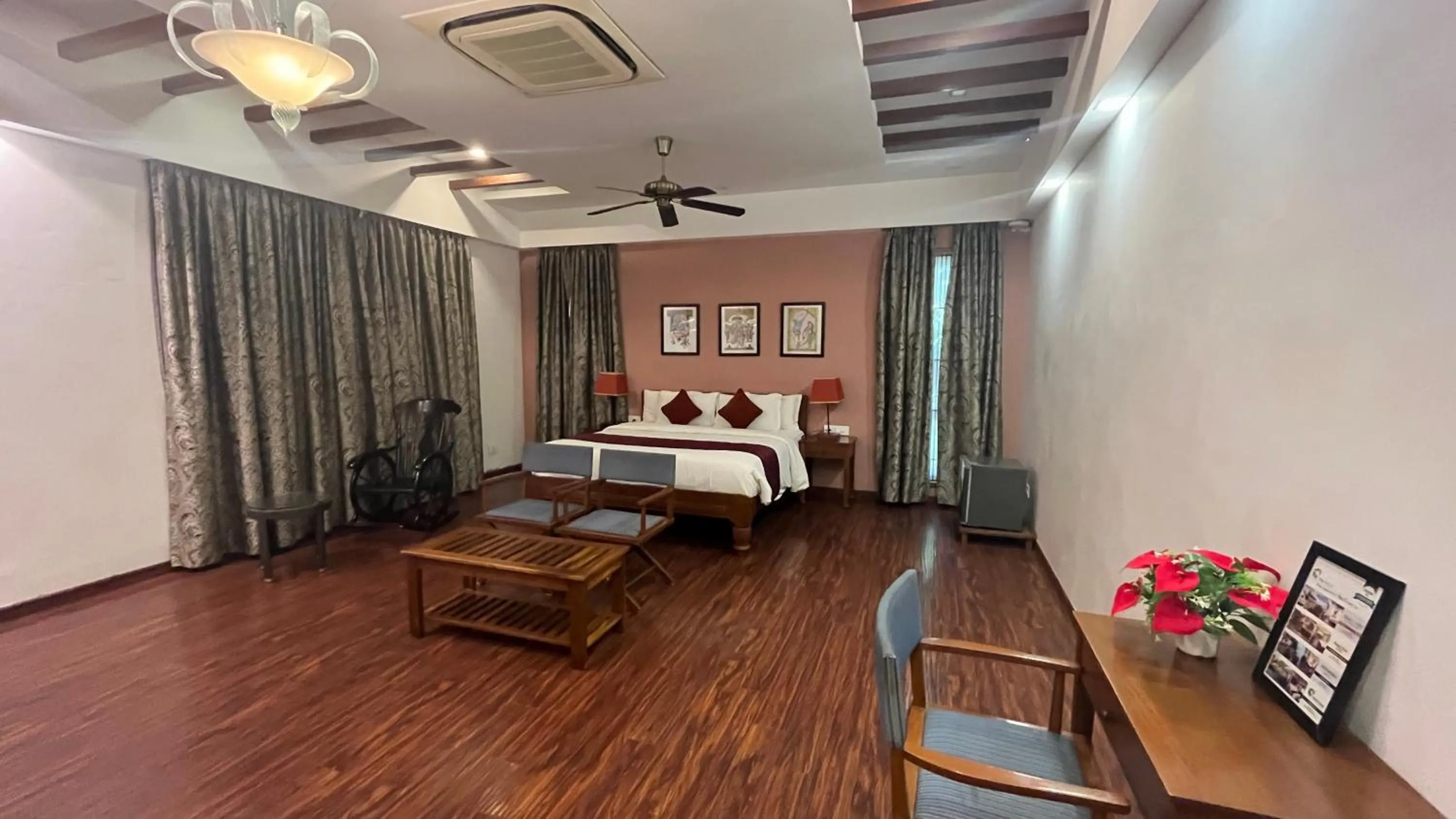 Bedroom, Bed in Maroma Suites ECR