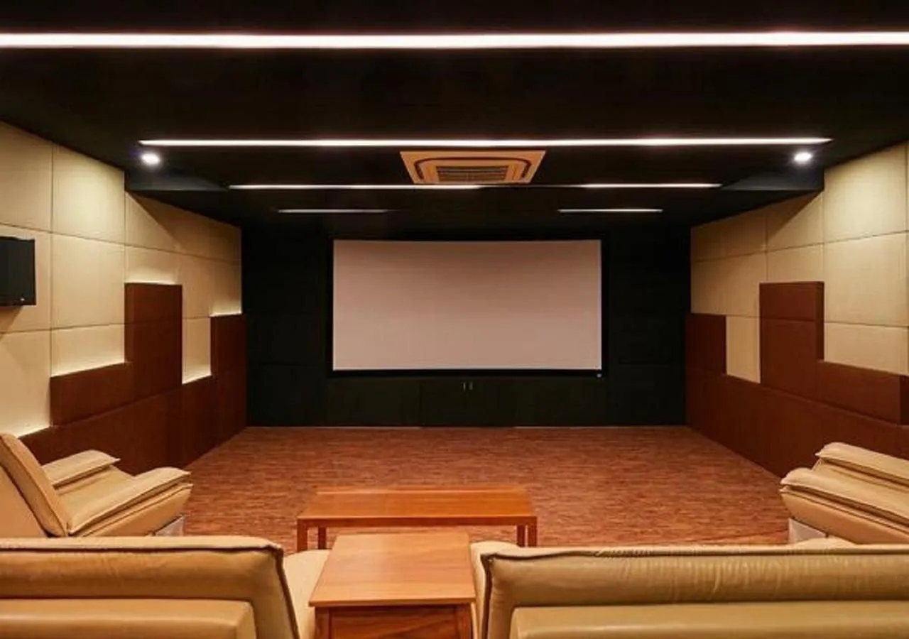 Meeting/conference room in Maroma Suites ECR