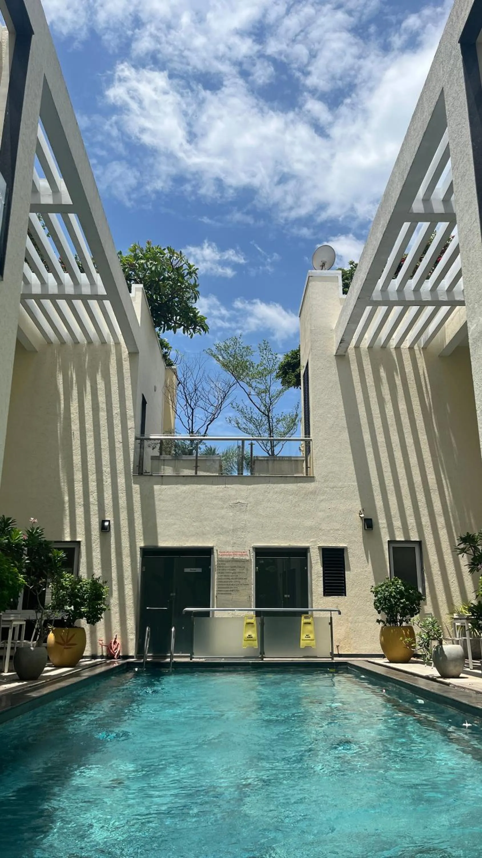 Property building in Maroma Suites ECR