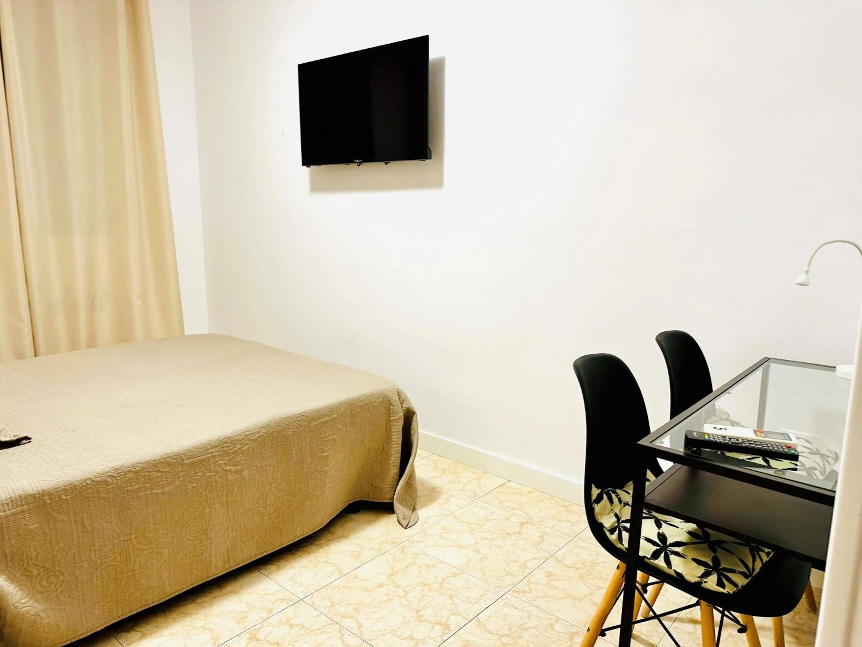 Bed in Hostal La Taberna