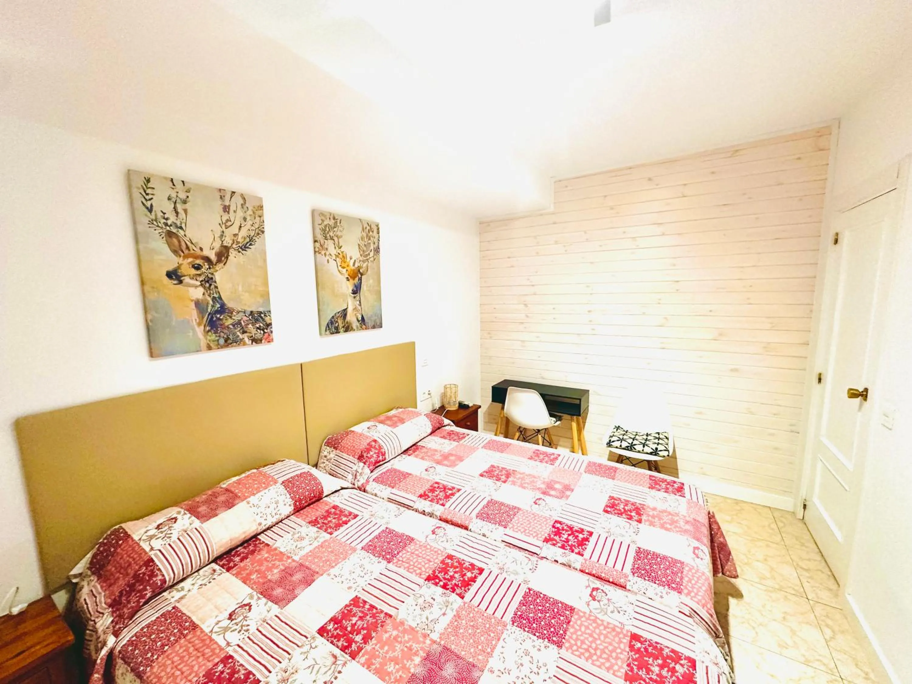 Bed in Hostal La Taberna
