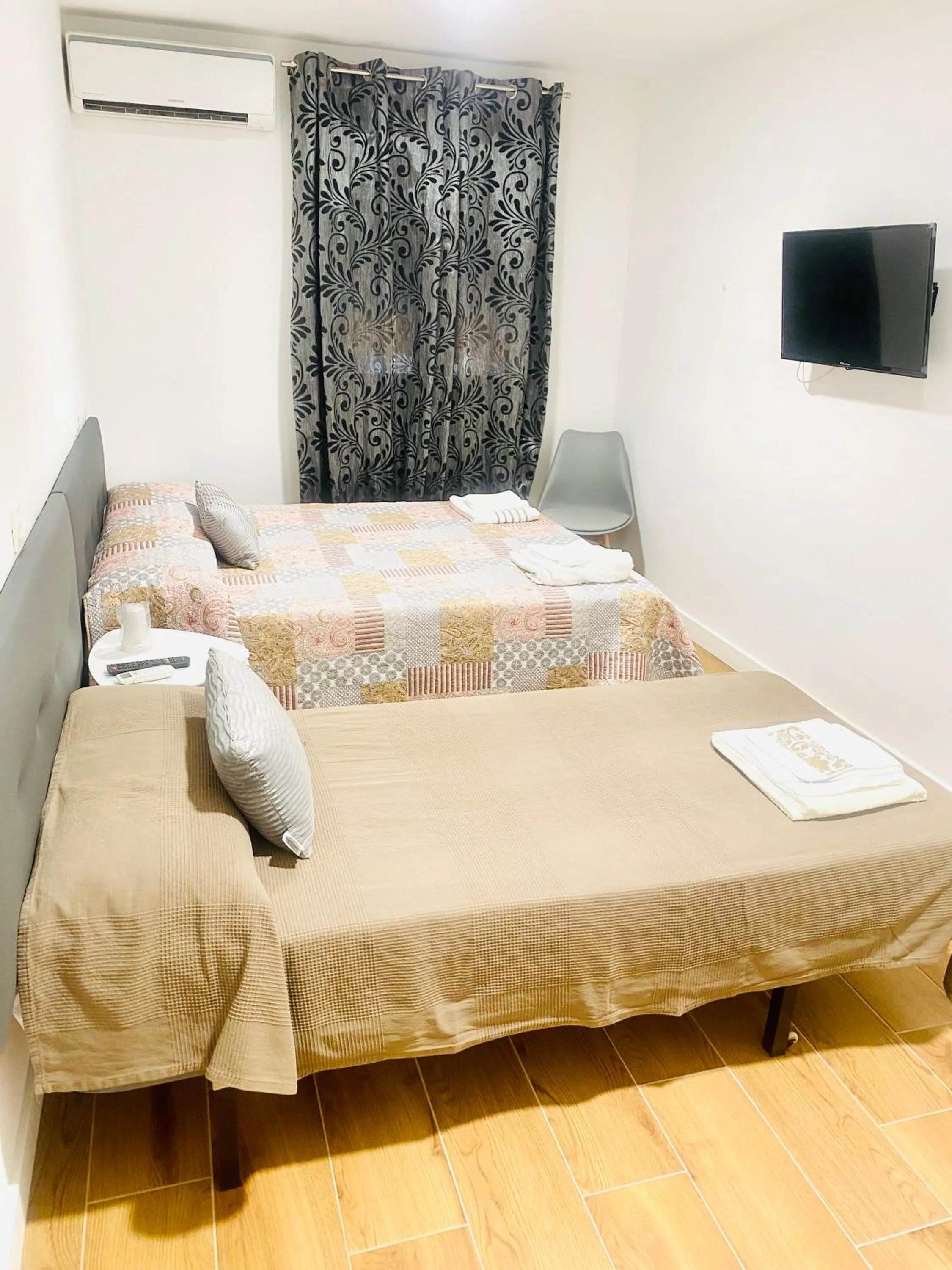 Bed in Hostal La Taberna