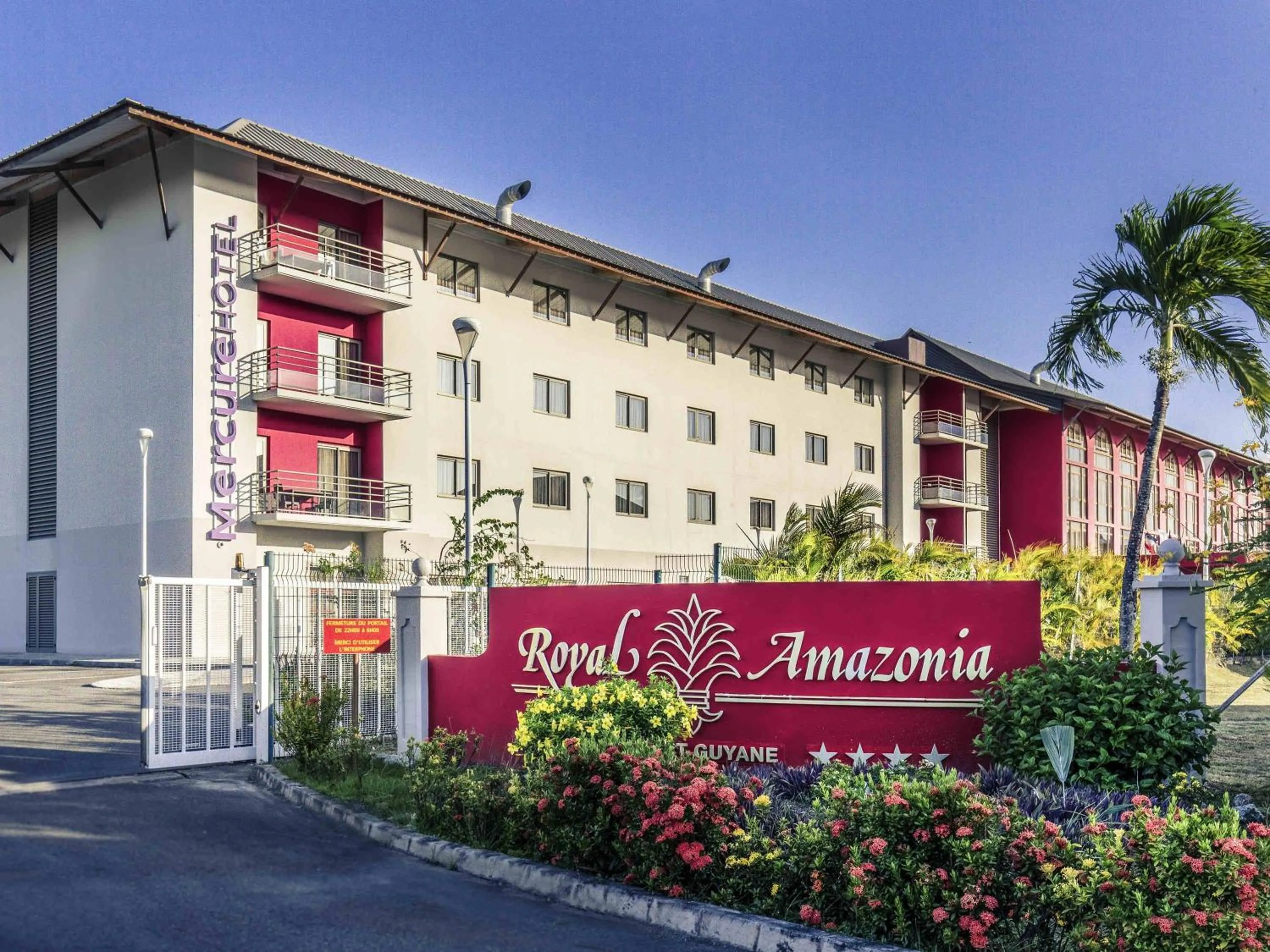 Property building in Mercure Cayenne Royal Amazonia