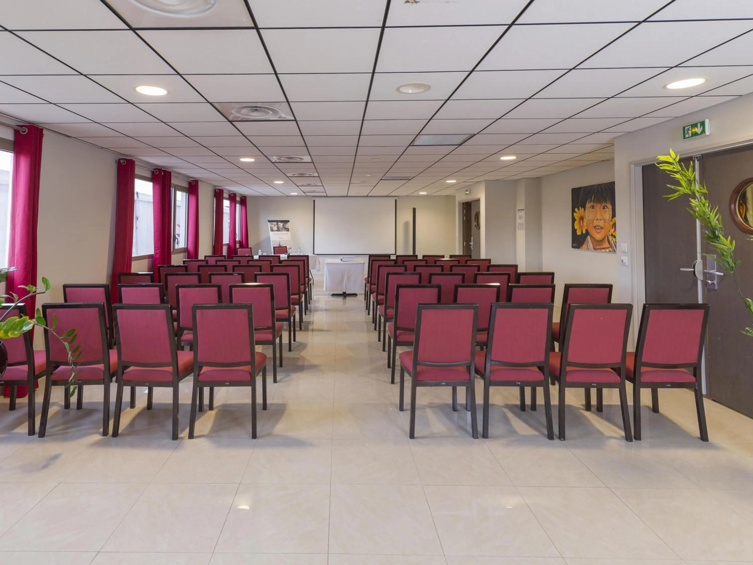 Meeting/conference room in Mercure Cayenne Royal Amazonia