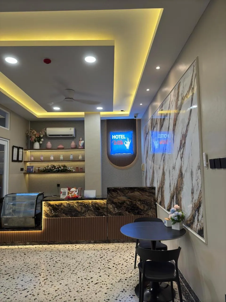 Lobby or reception in Hotel WITH OK