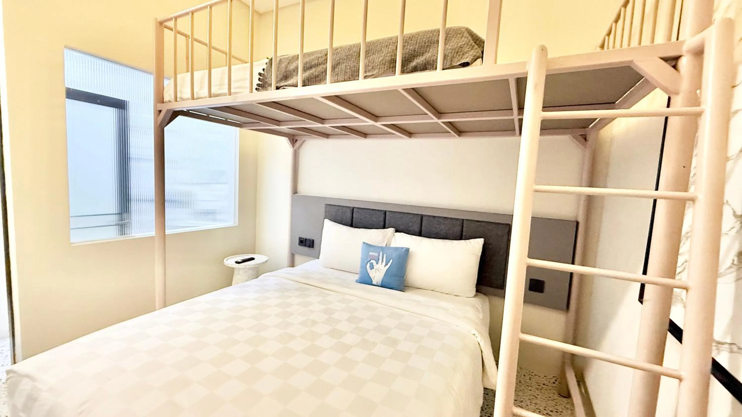 Bed in Hotel WITH OK