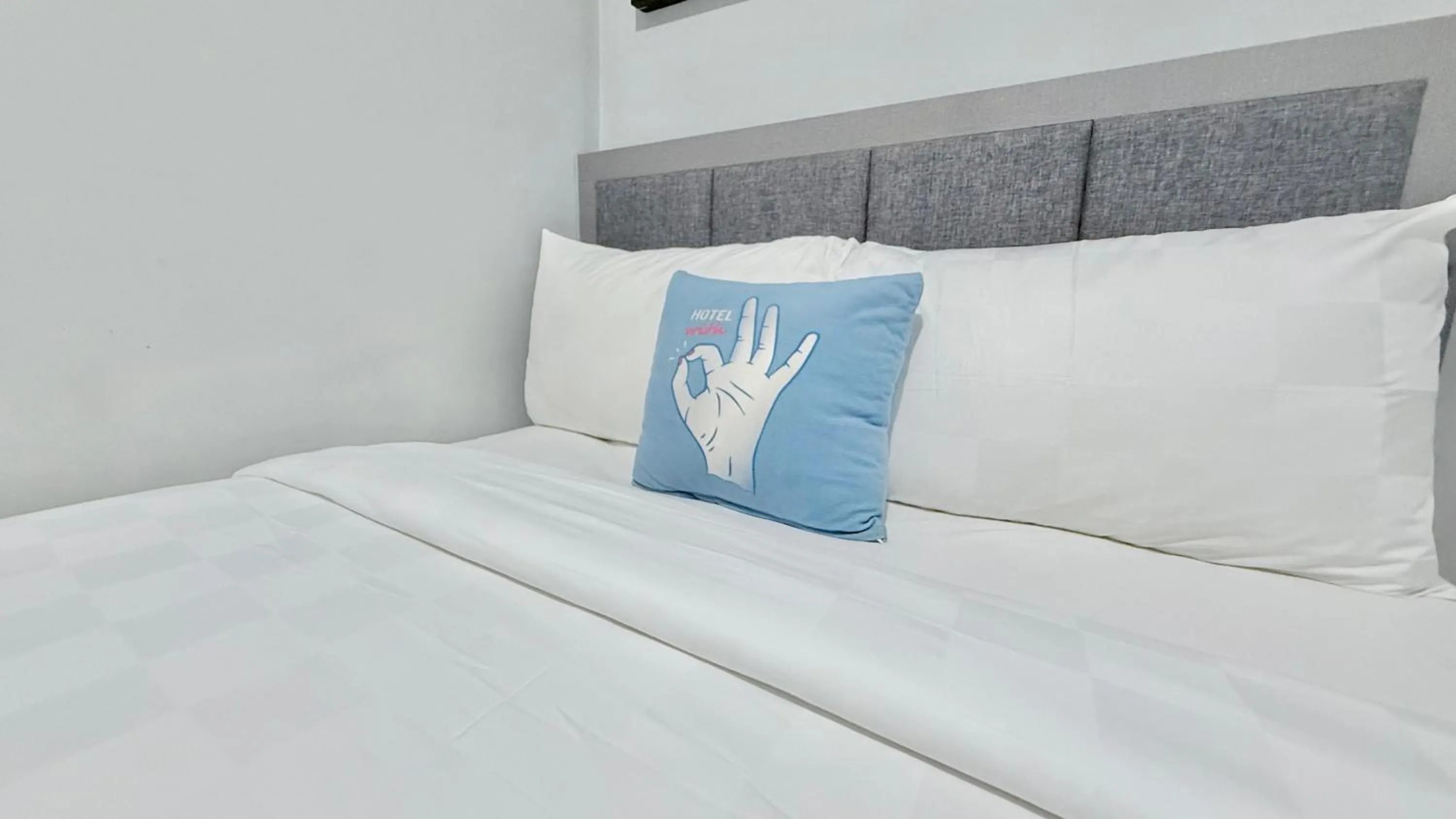 Bed in Hotel WITH OK