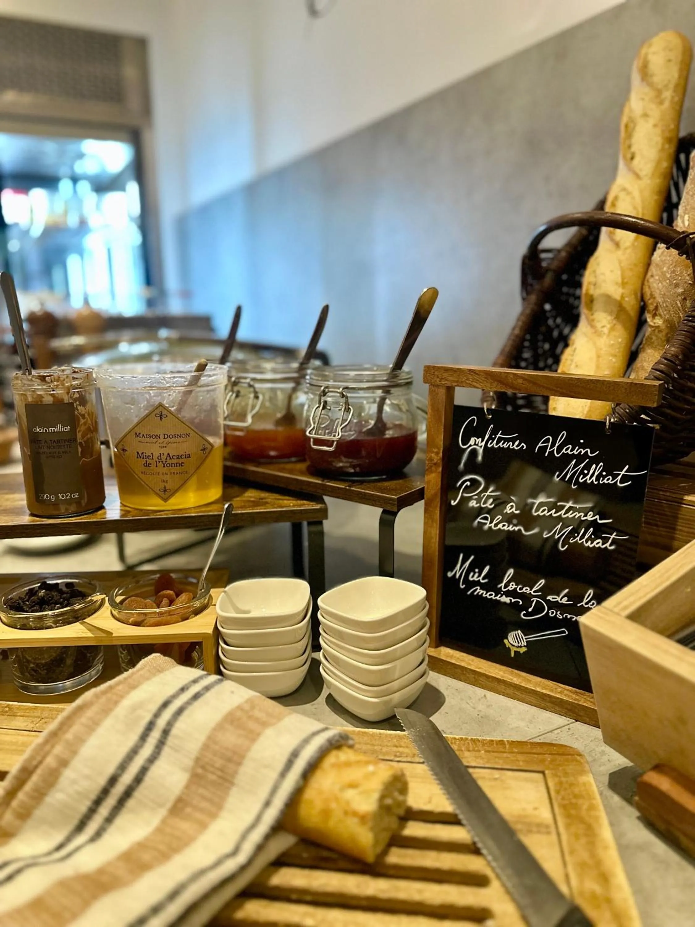 Buffet breakfast in Kyriad Sens