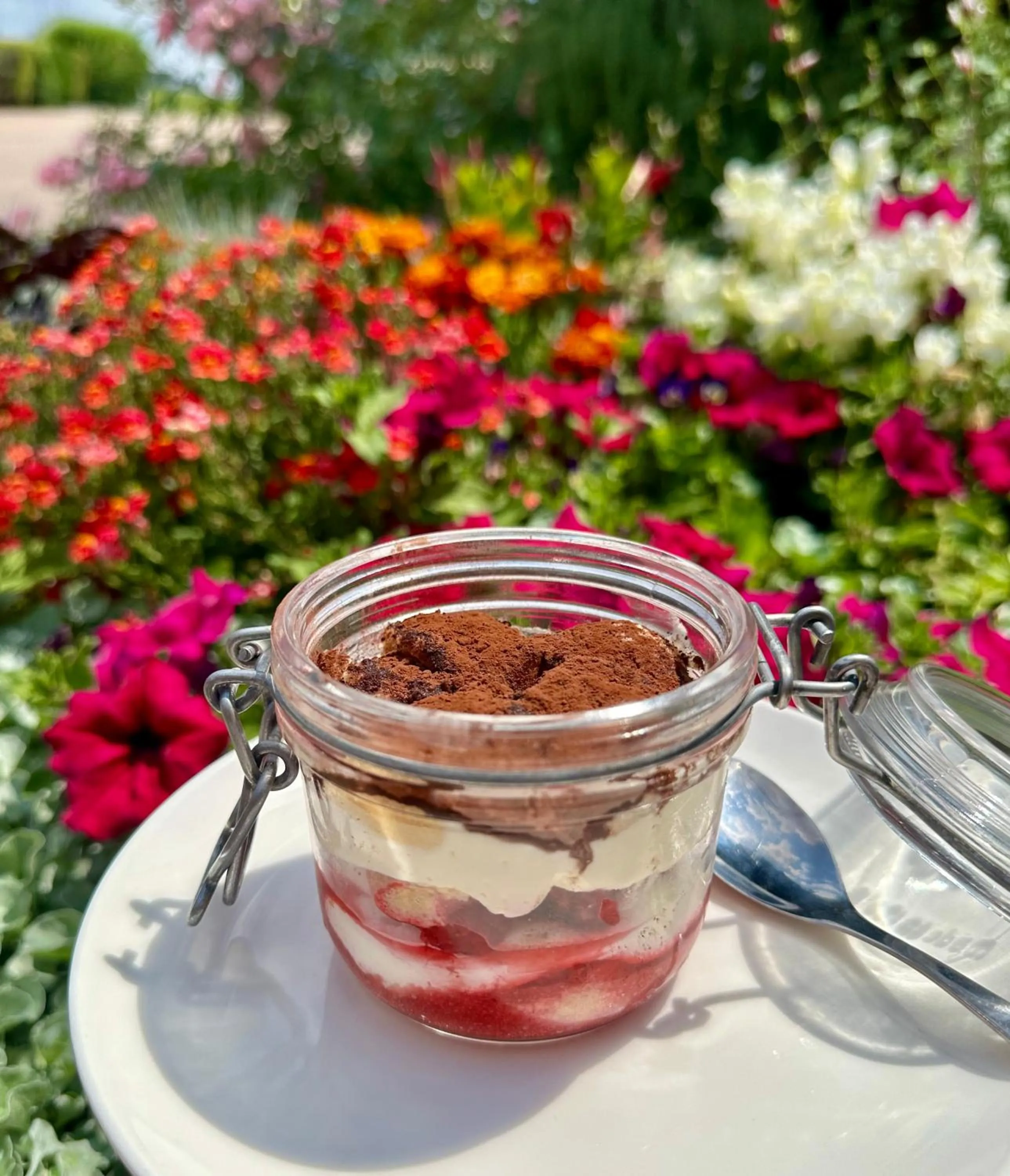 Restaurant/places to eat in Kyriad Sens