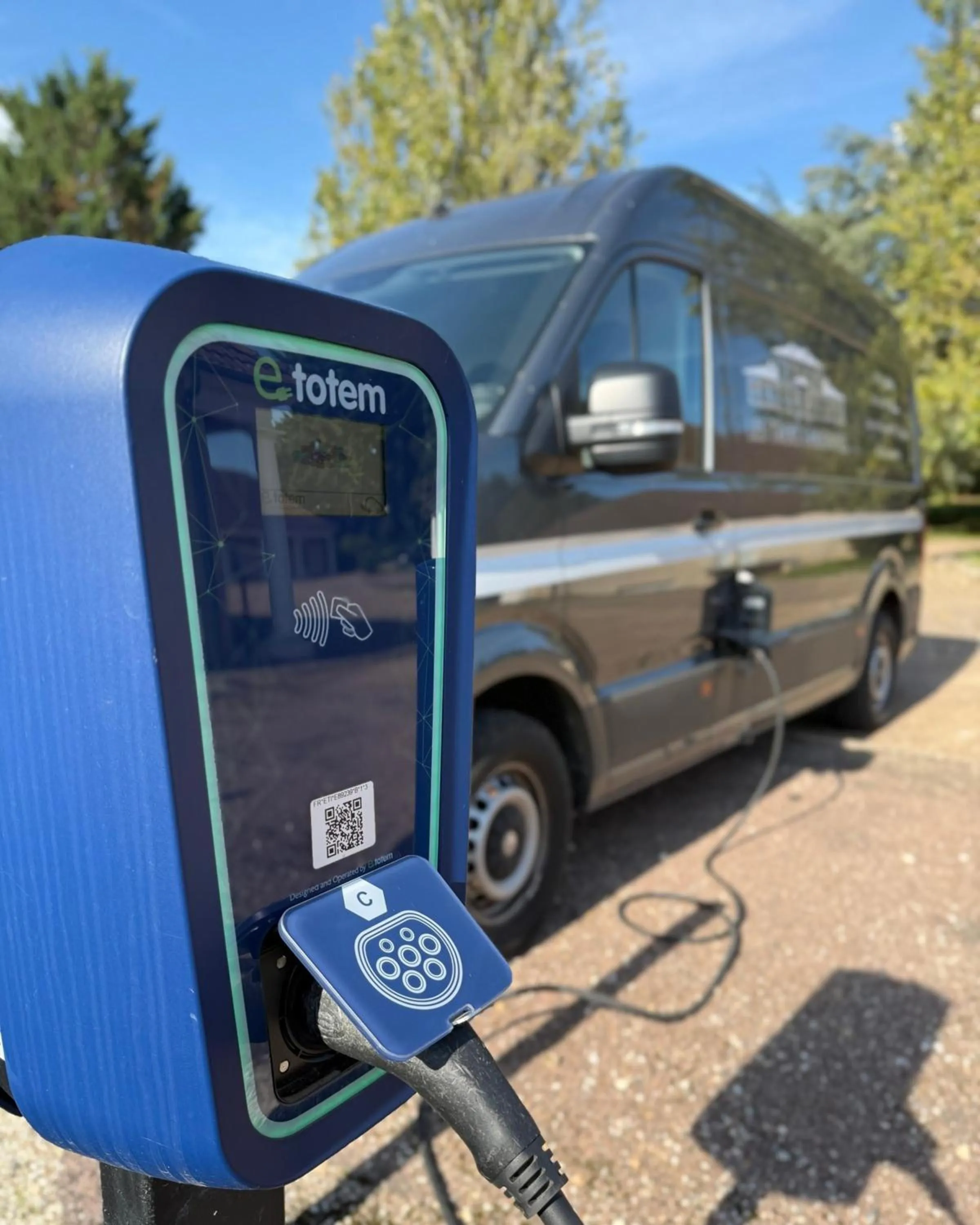 Parking in Kyriad Sens