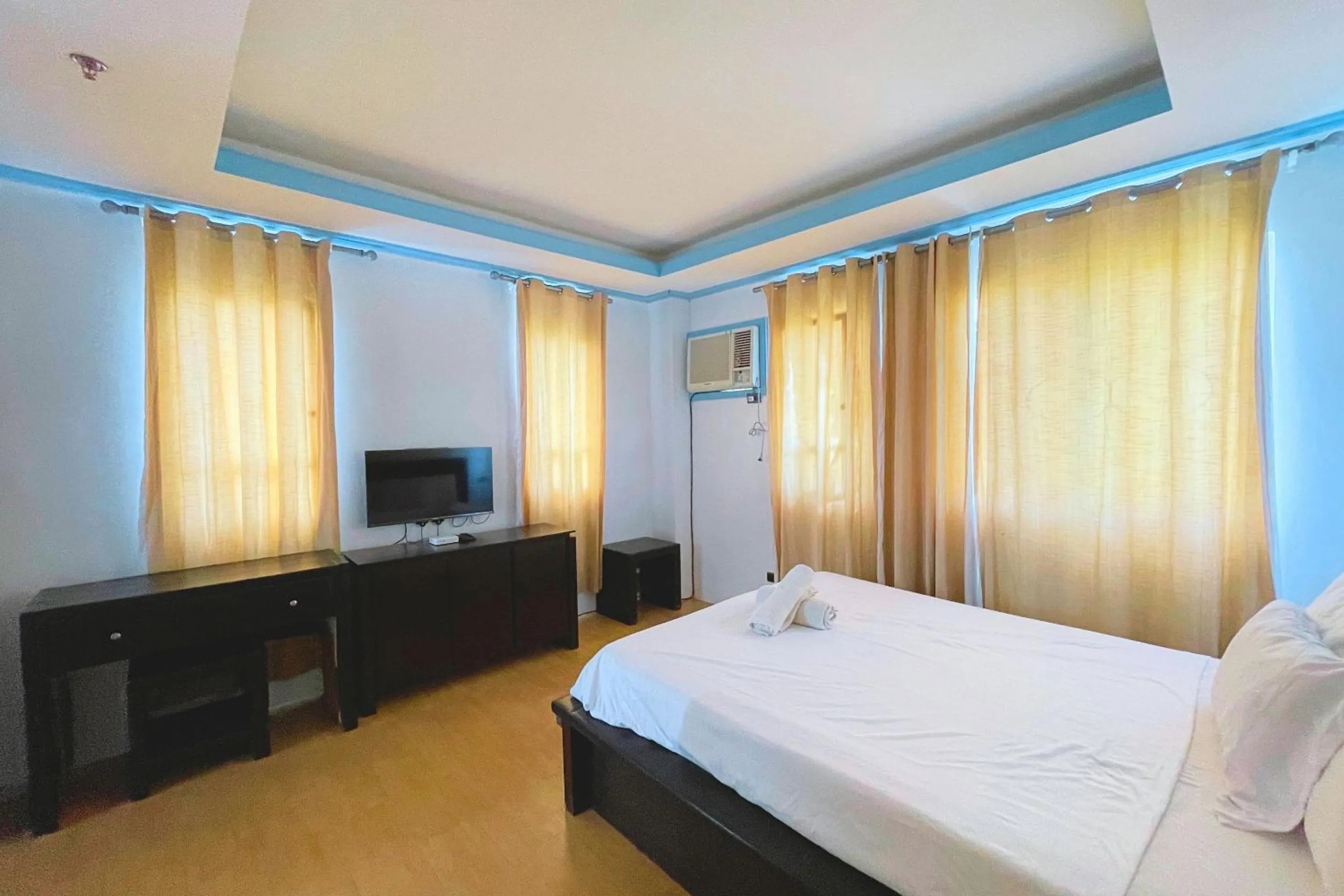 Bed in Here Innstead Boracay