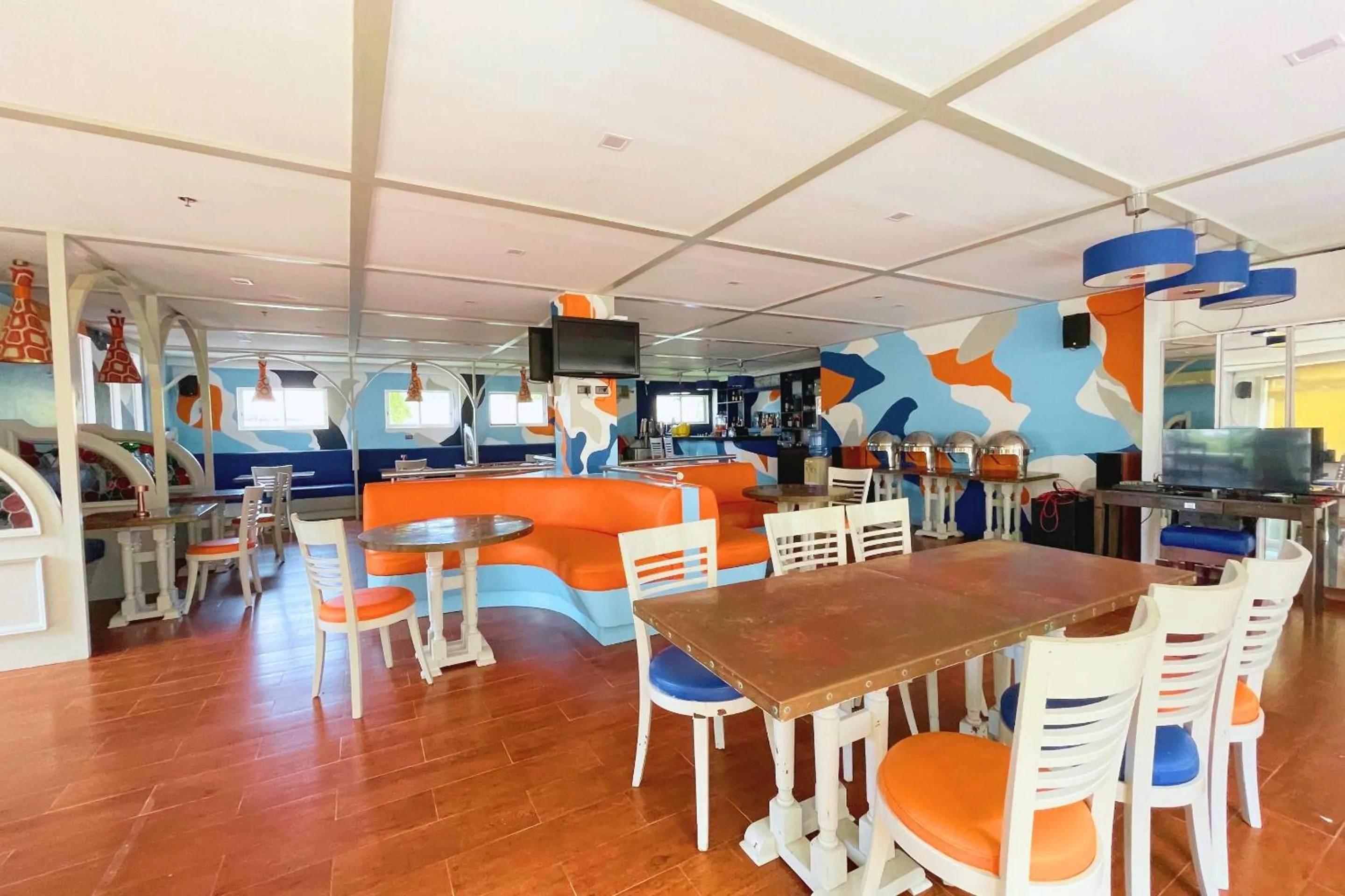 Here Innstead Boracay