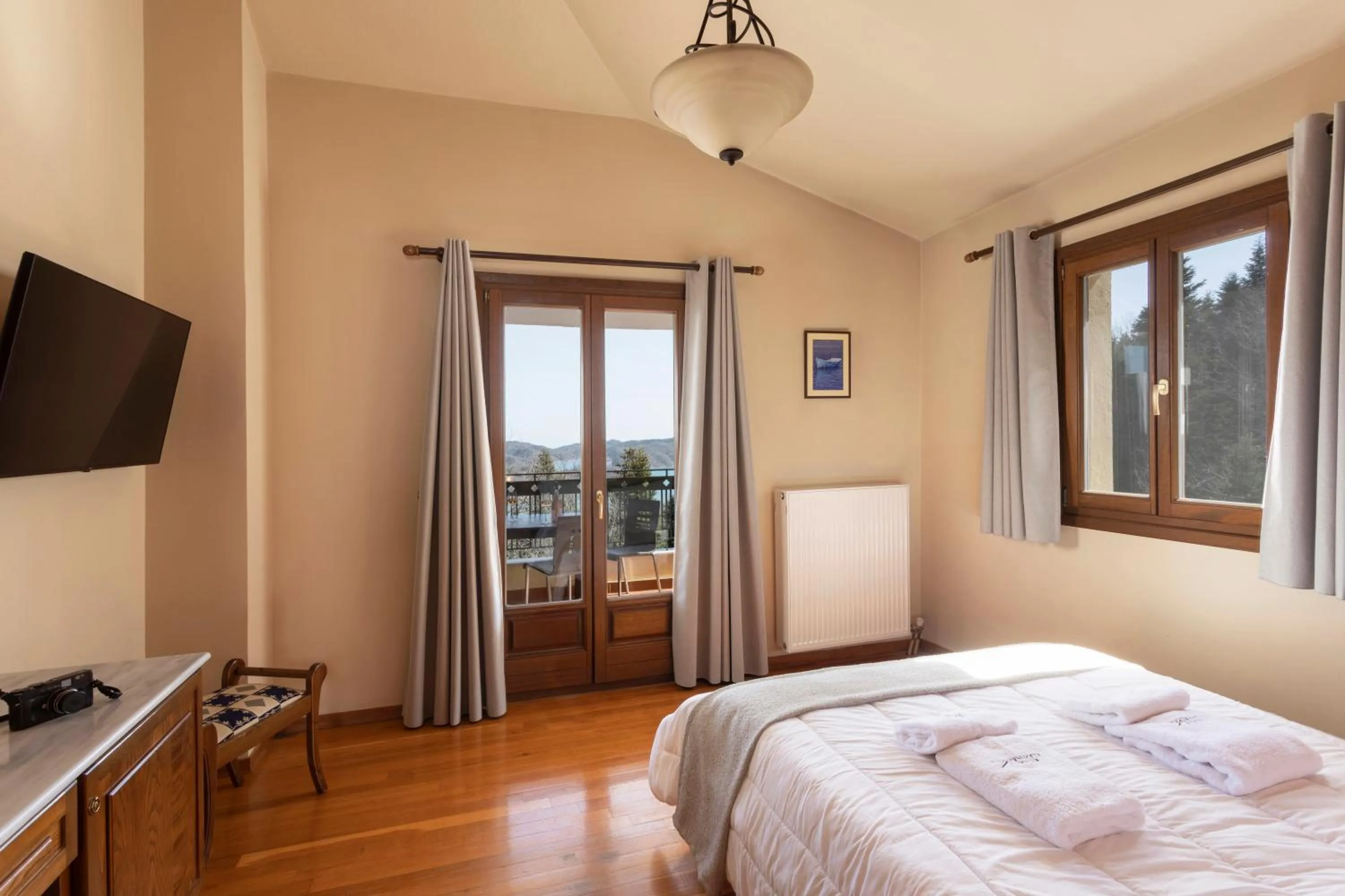 Bedroom, Bed in Ktima Alonaki