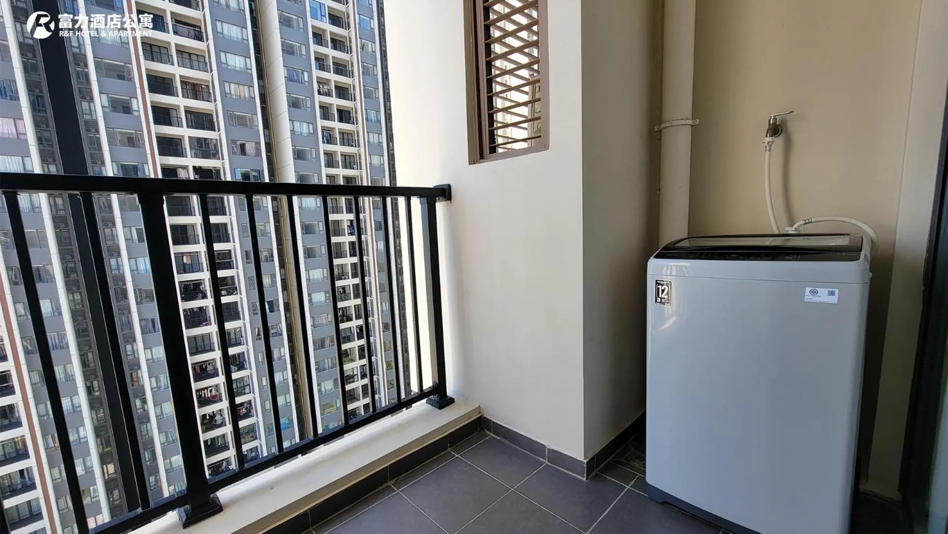 Balcony/Terrace in R&F Hotel and Apartment