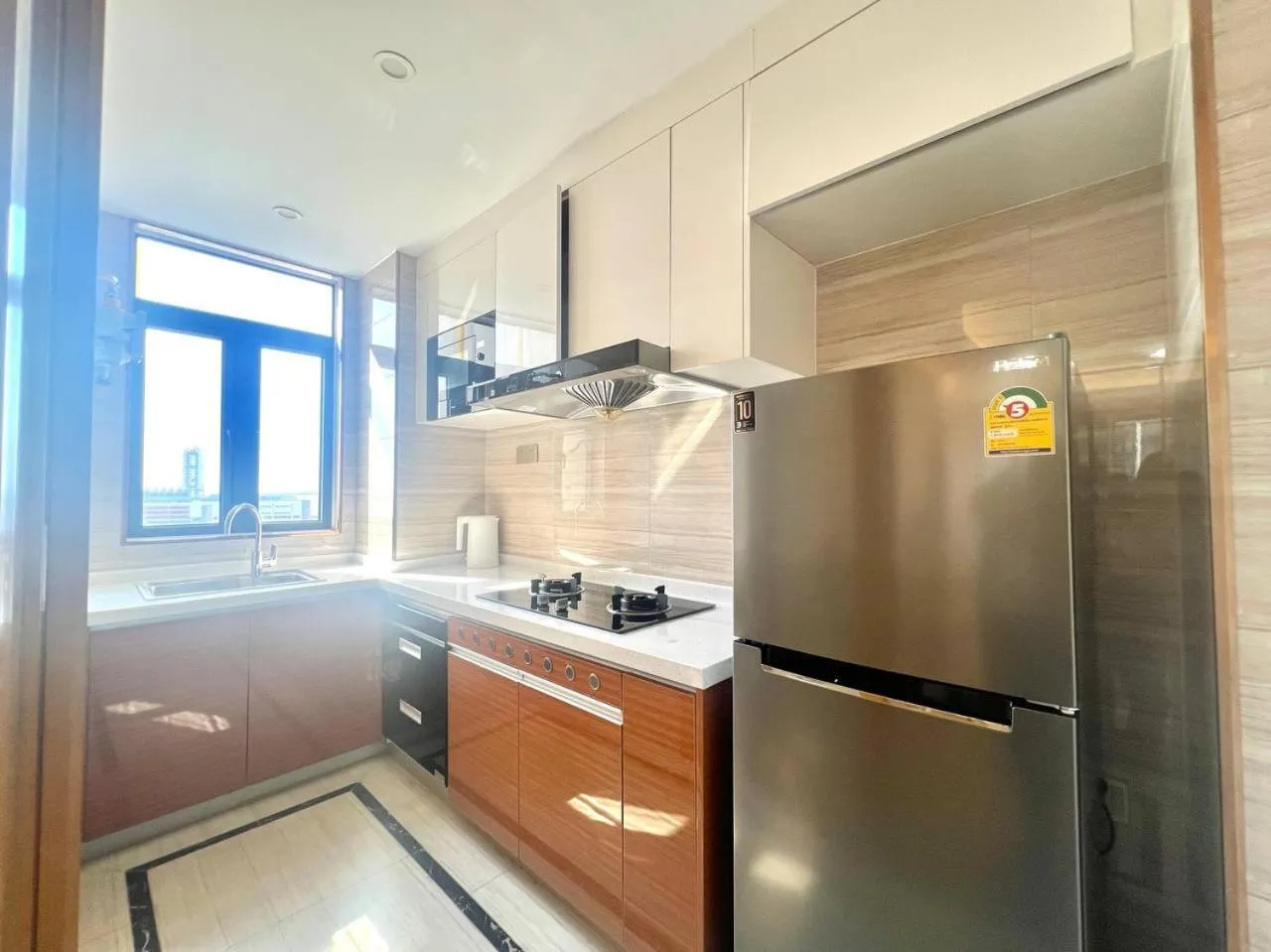 Kitchen or kitchenette in R&F Hotel and Apartment