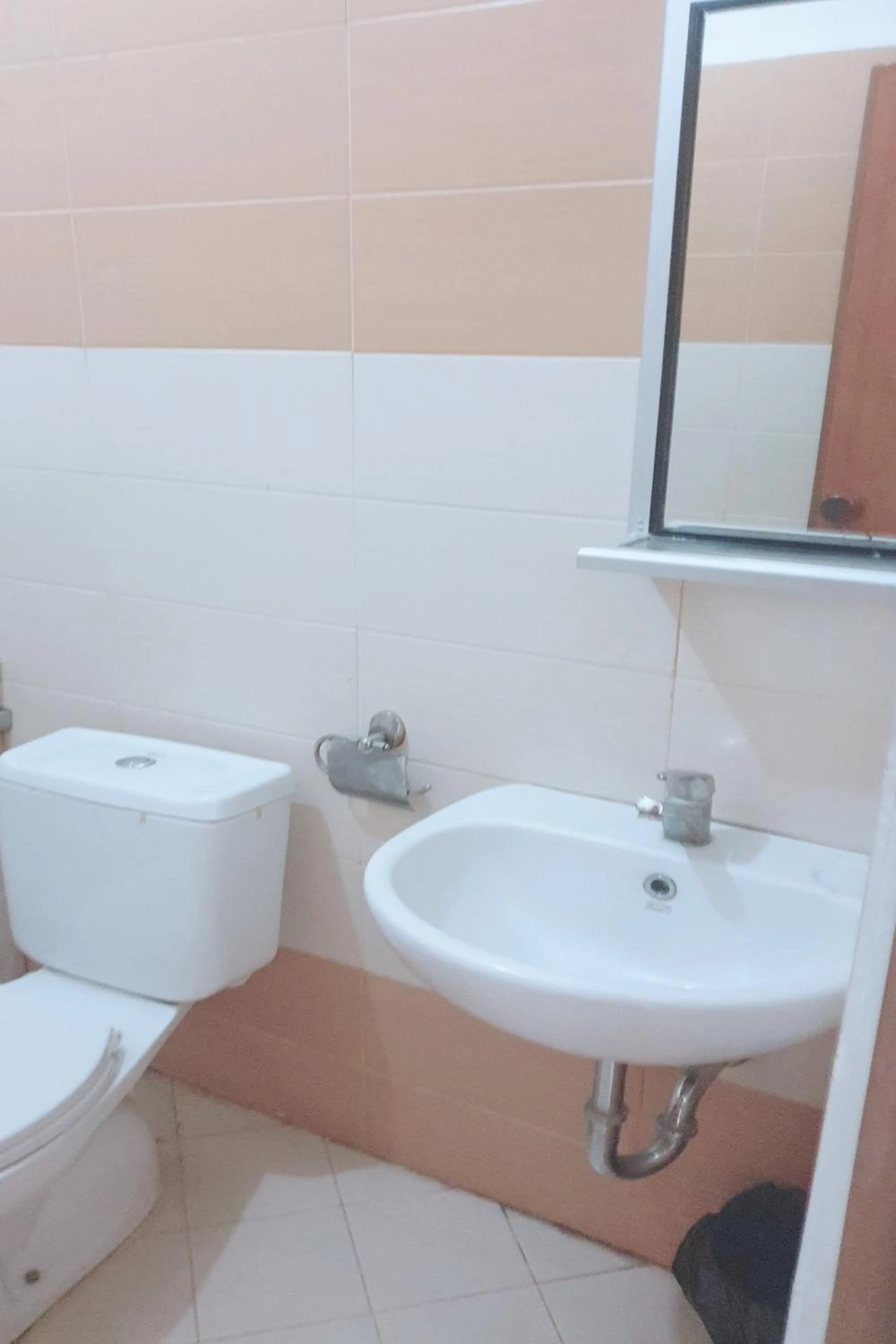 Bathroom in Maison Hotel Bukittinggi