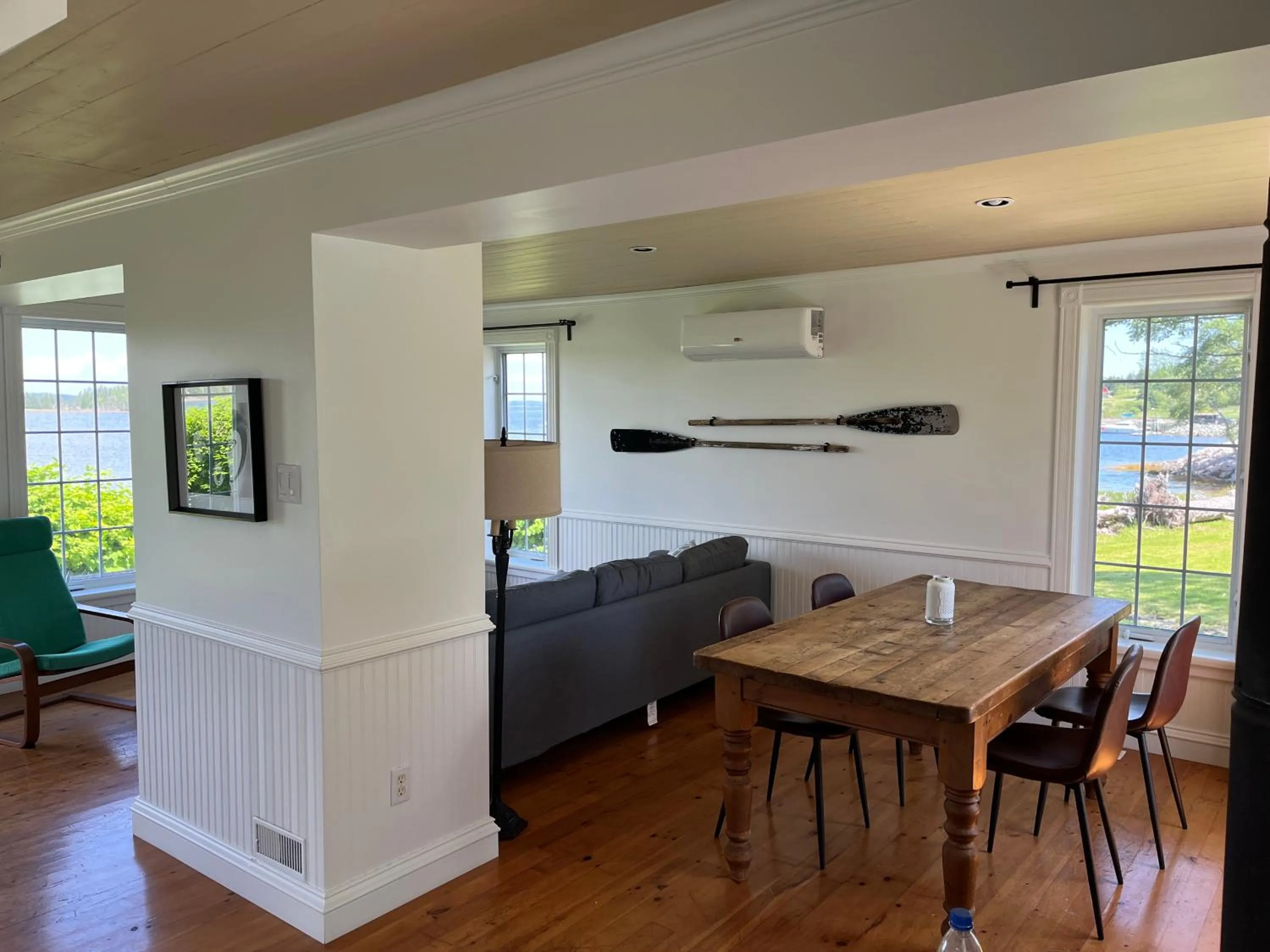 Groundswell Pub & Inn